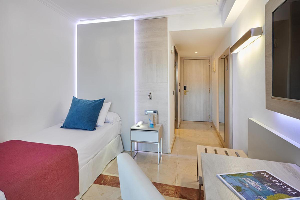 Single Room photo 2