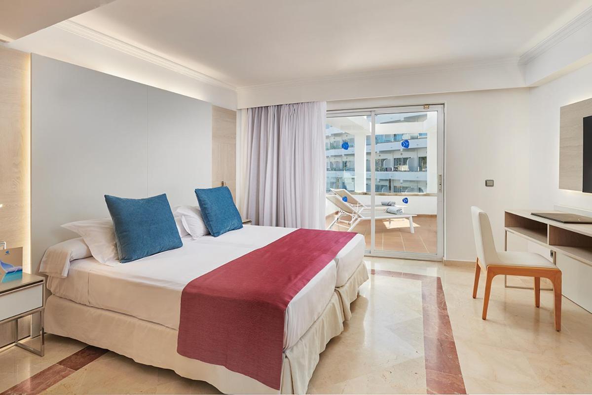Suite Junior con vista al mar (2 adultos)