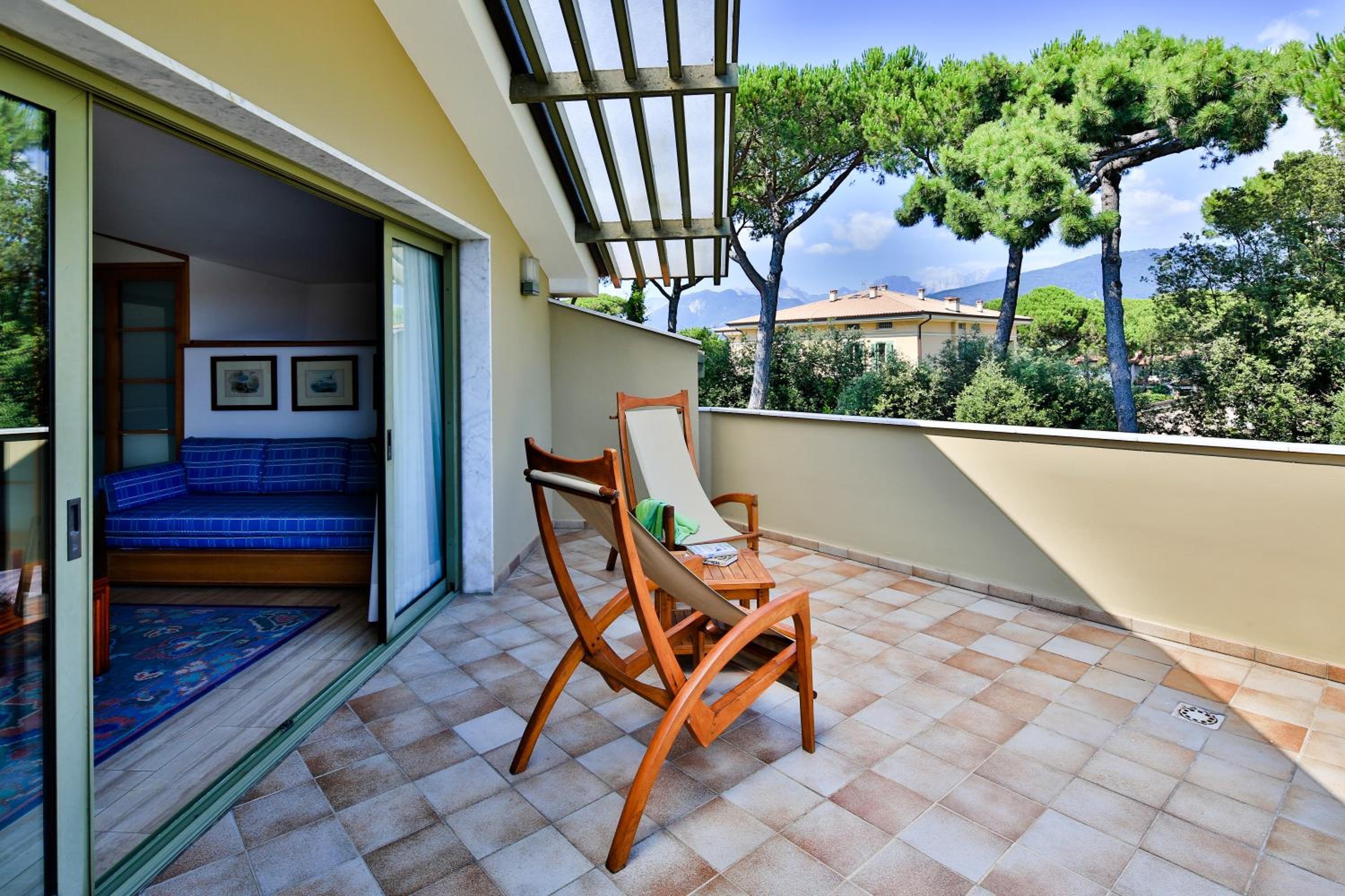 Suite with Terrace - Photo 2