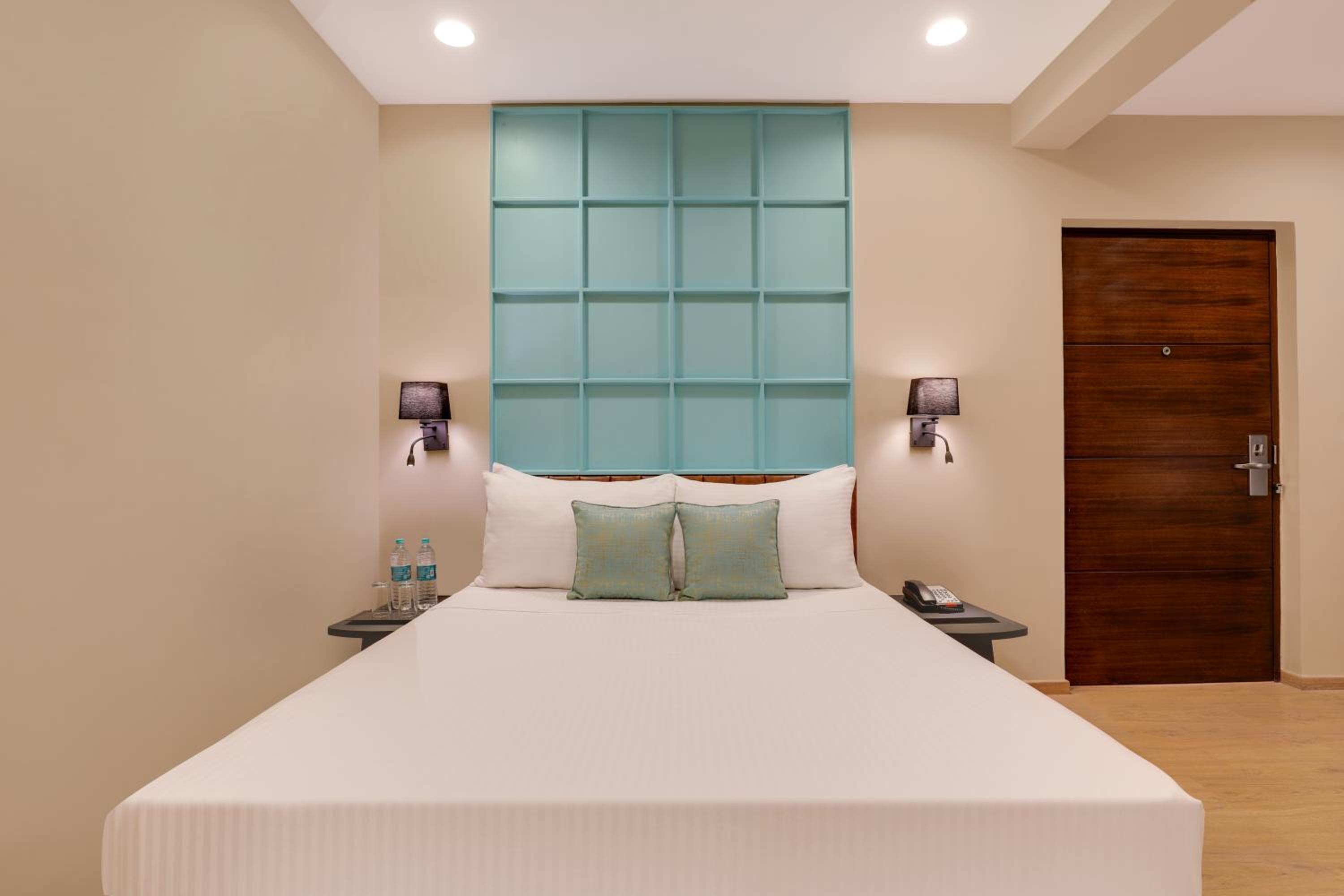 Standard Queen Room photo 1