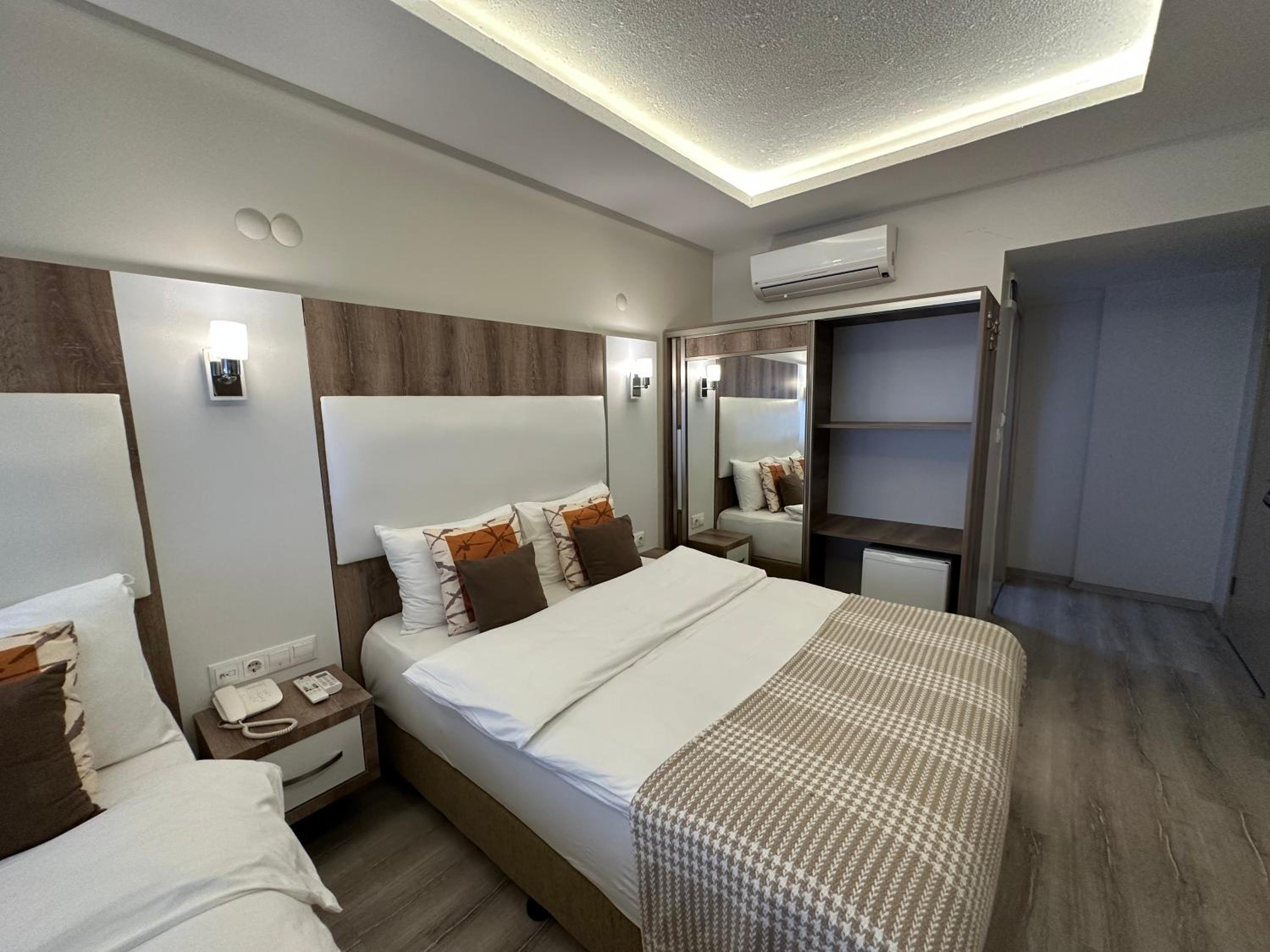 Quadruple Room photo 1