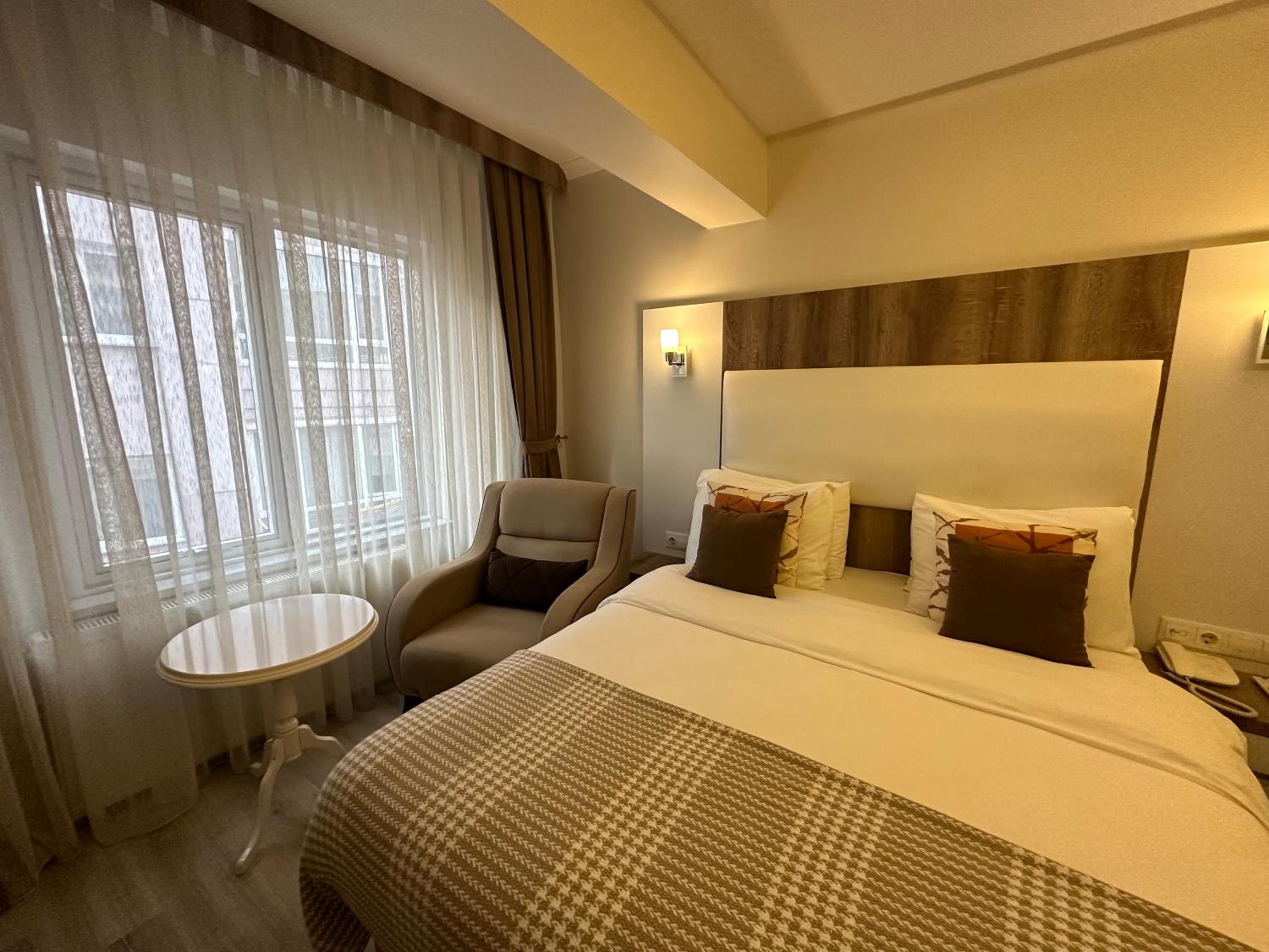 Quadruple Room photo 2