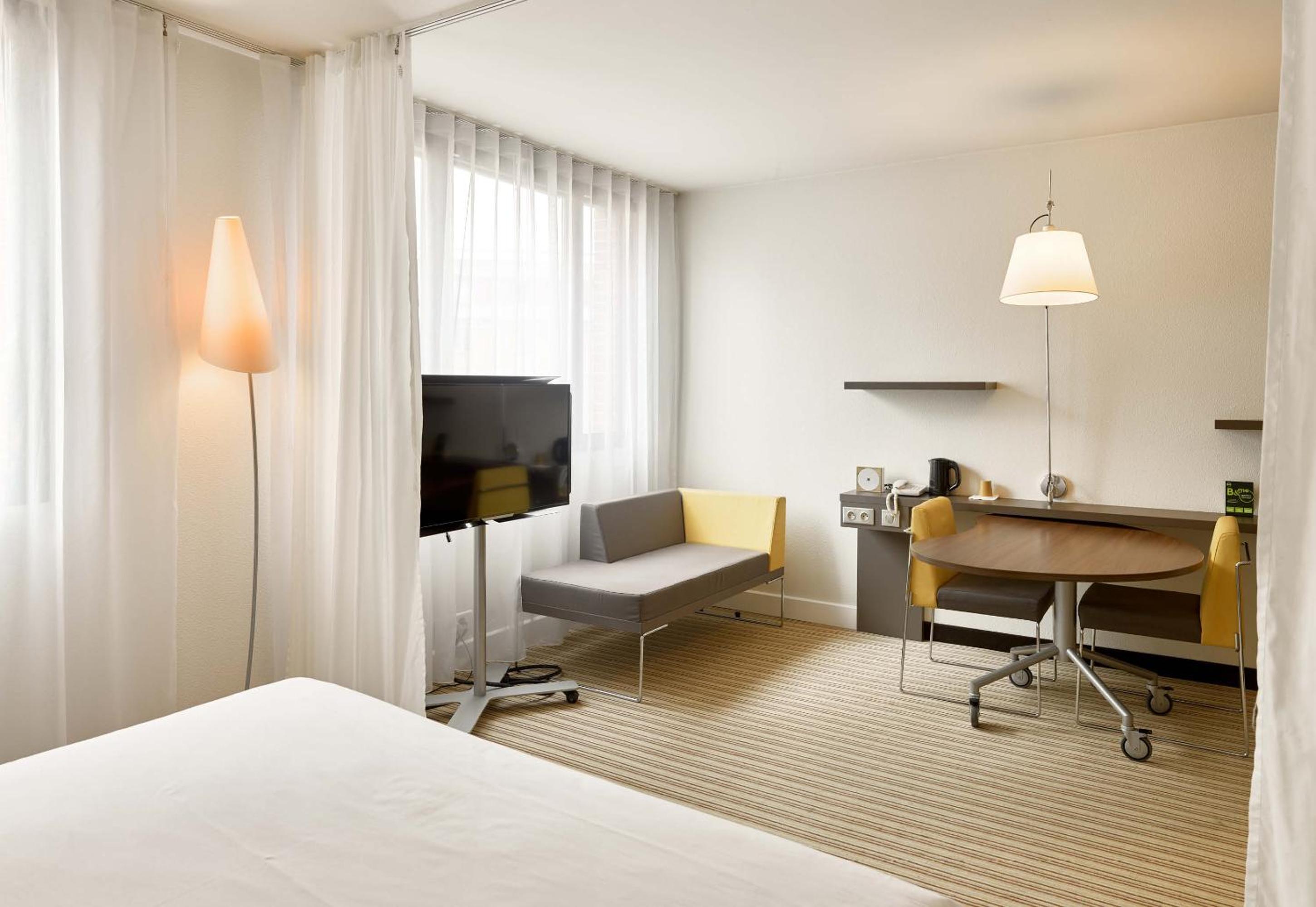 Double Room - Photo 3
