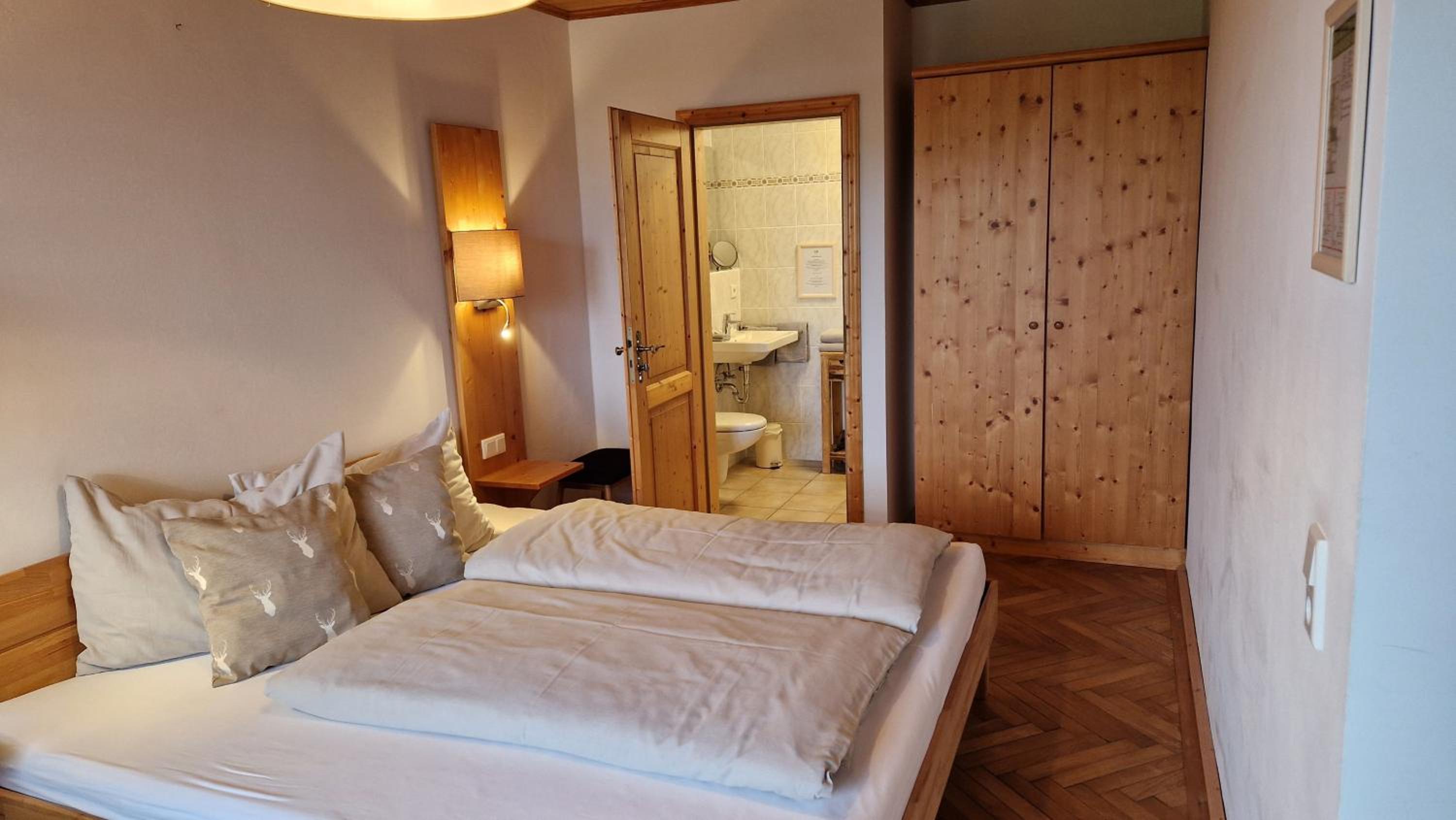 Double Room with Mountain View