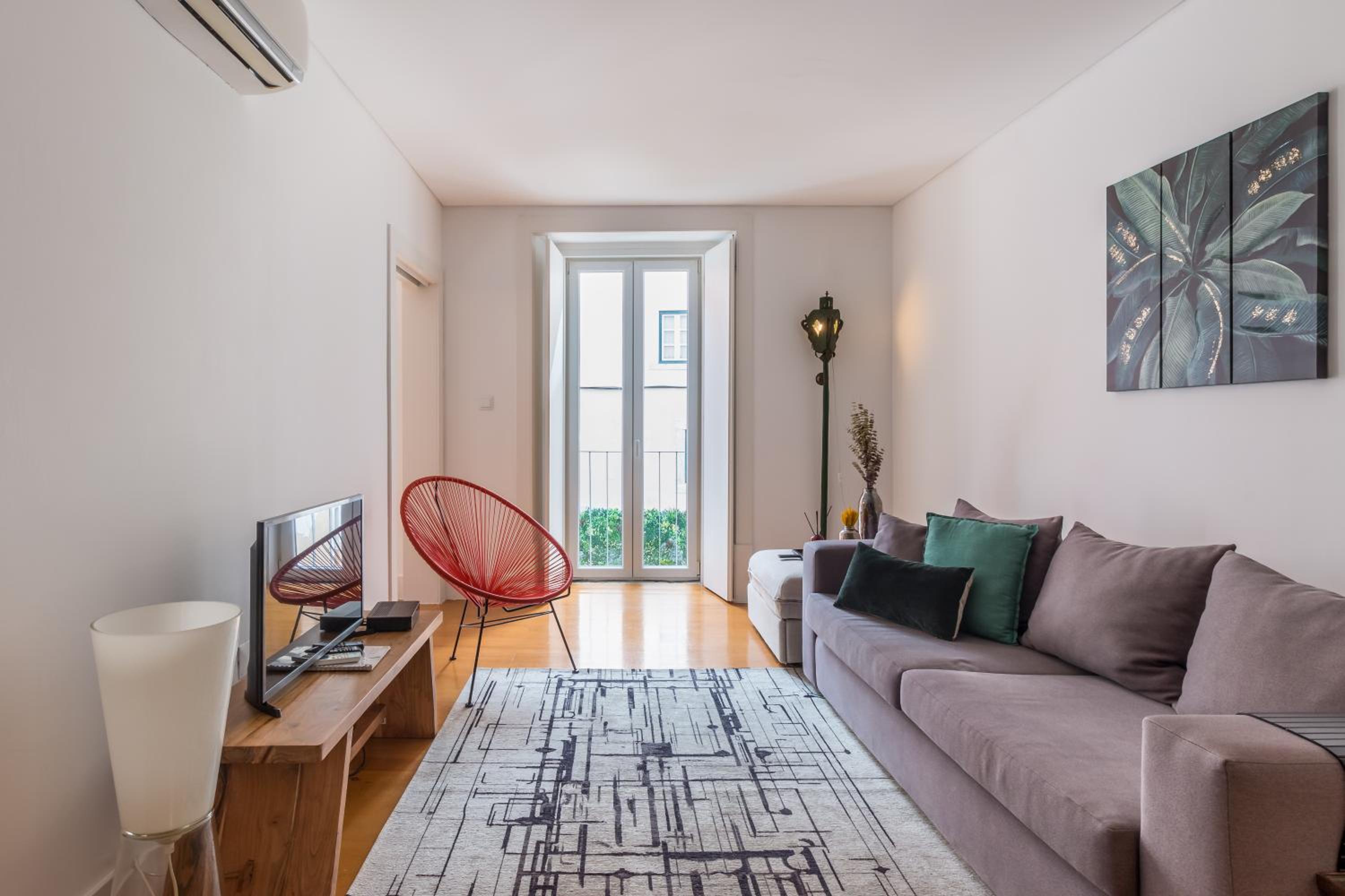 Superior One-Bedroom Apartment photo 1