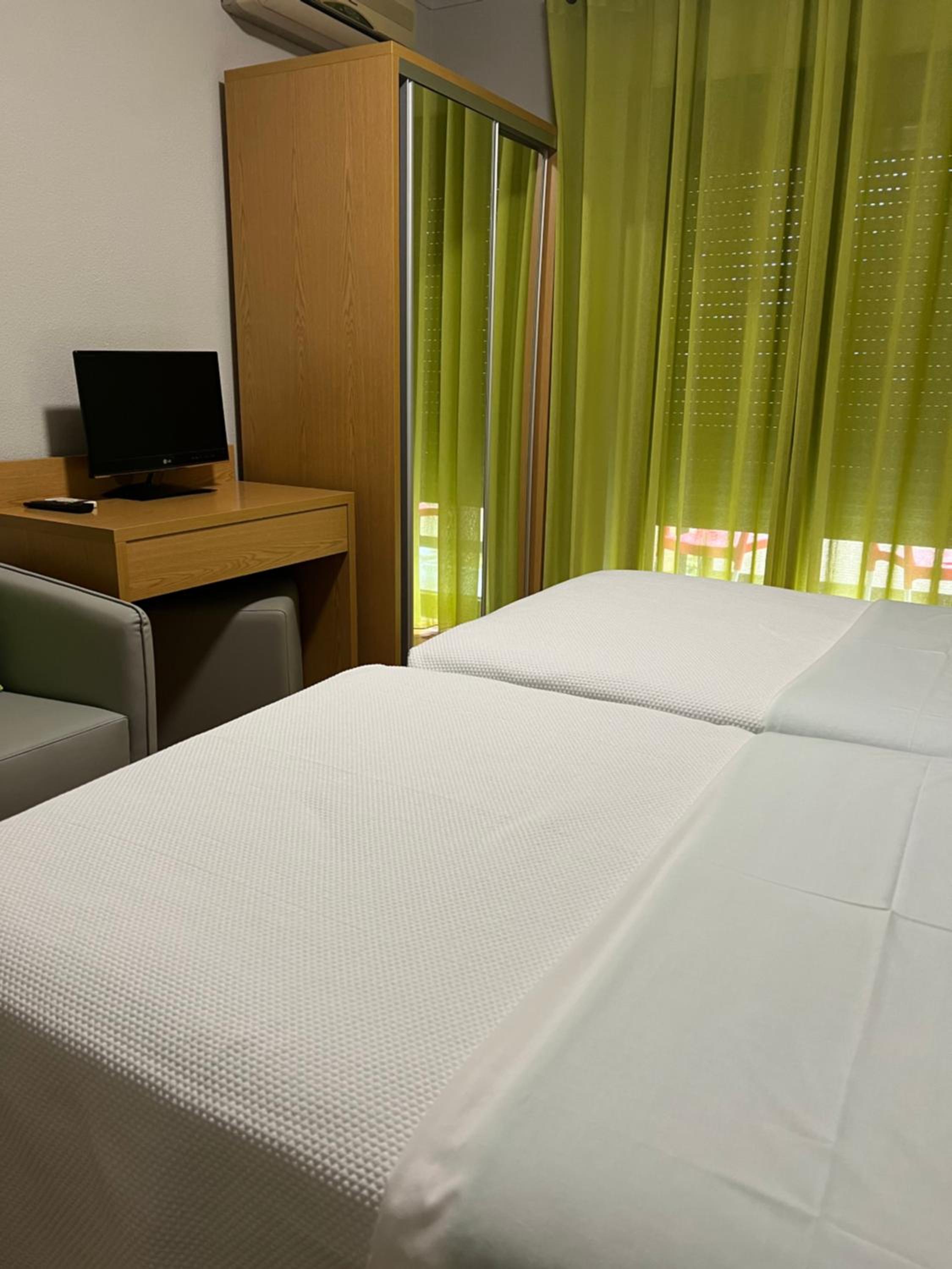 Superior Twin Room - Photo 3