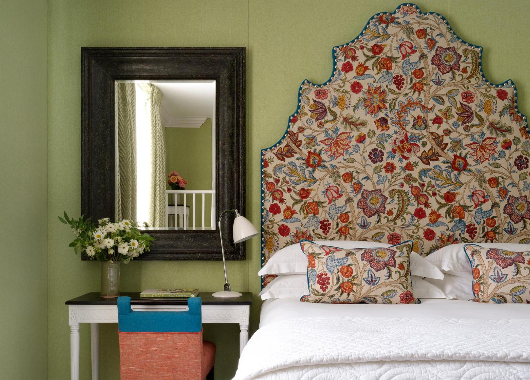 Deluxe King Room photo 1
