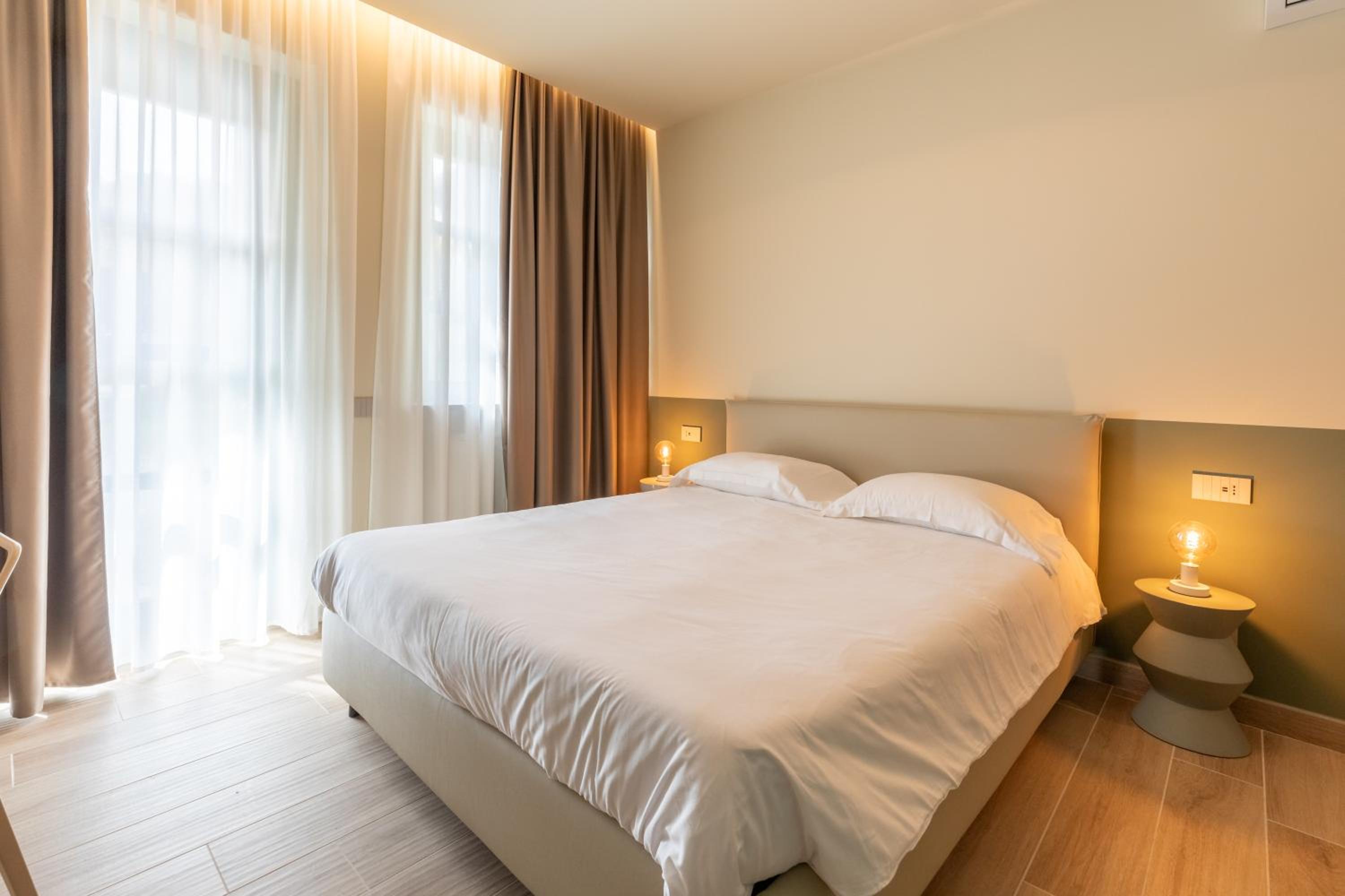 Superior Double or Twin Room - Photo 4