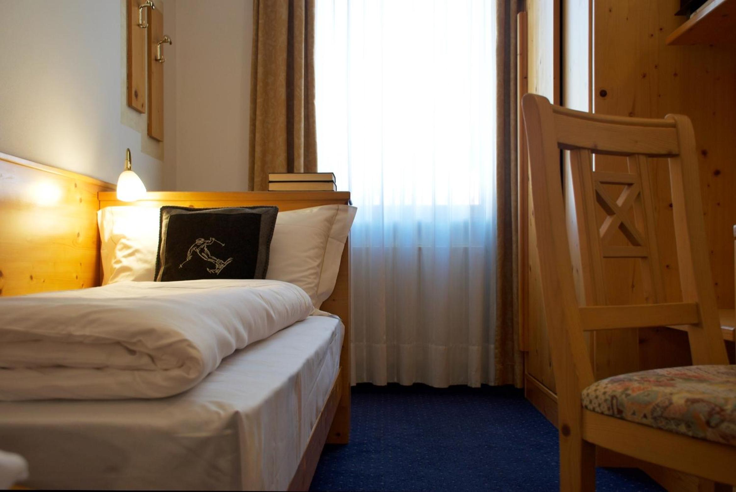 Double or Twin Room photo 3