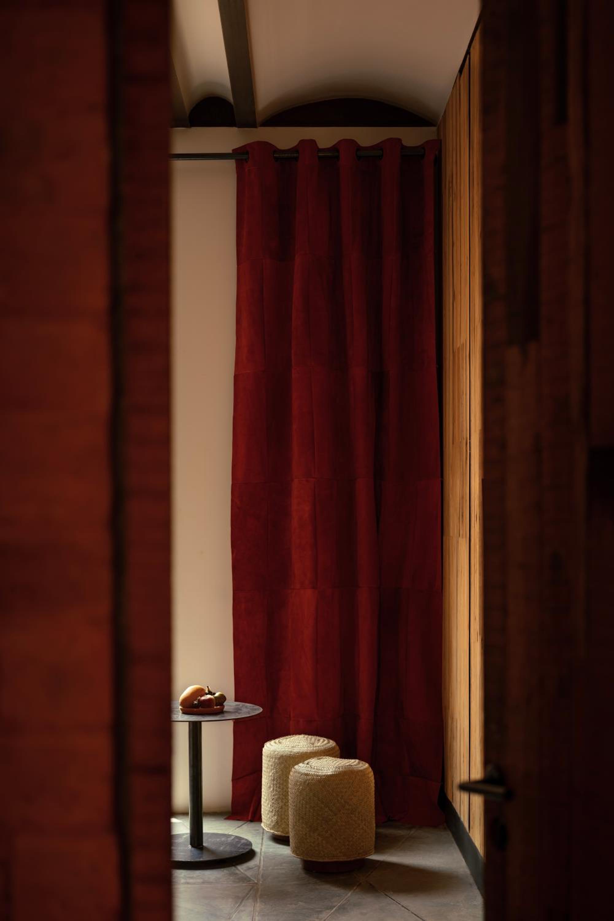 Superior King Room - Photo 3