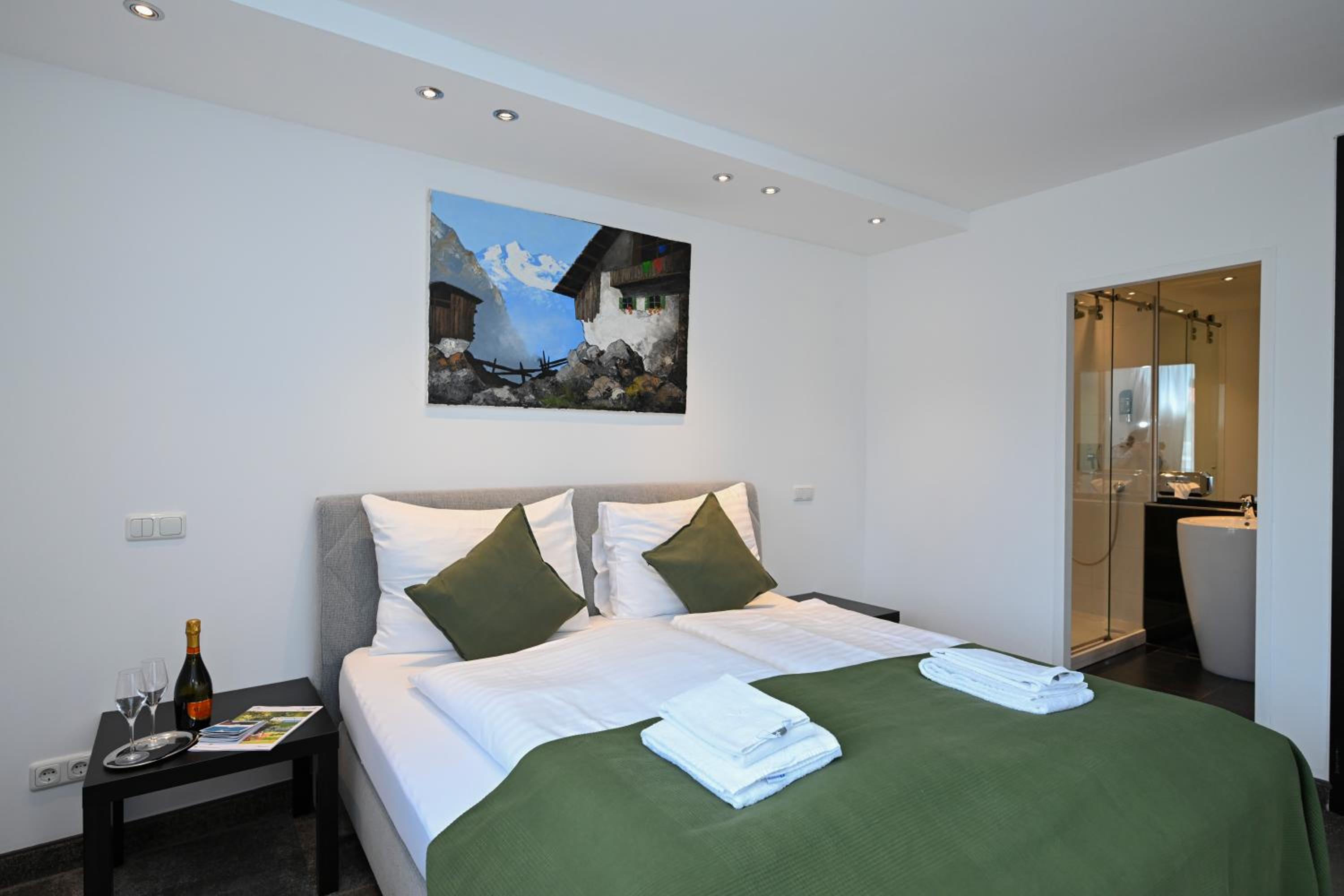 Superior Double Room with Balcony photo 2
