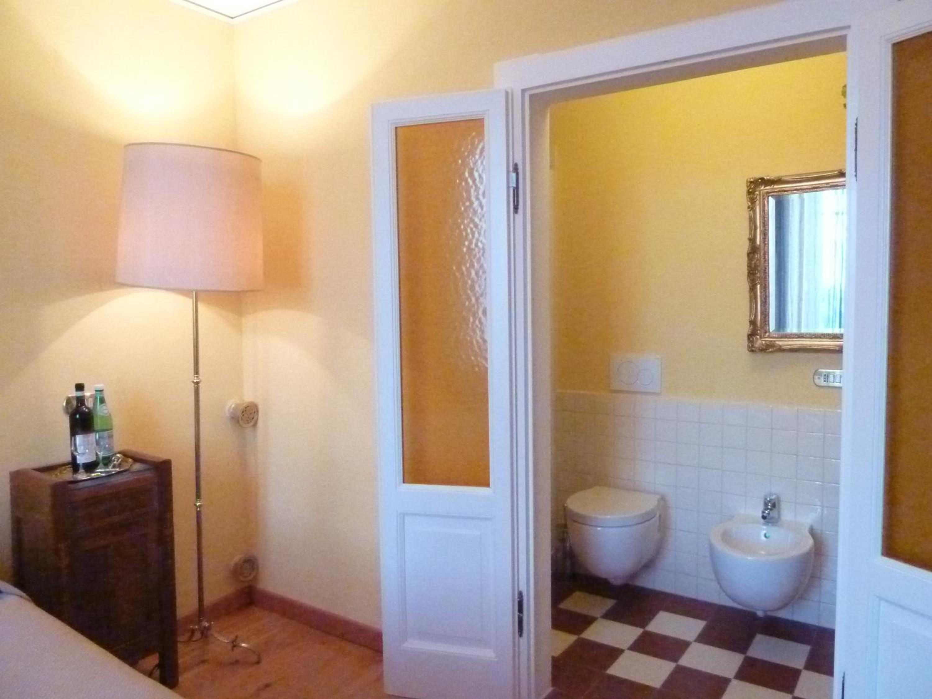 Double Room with Lake View photo 3