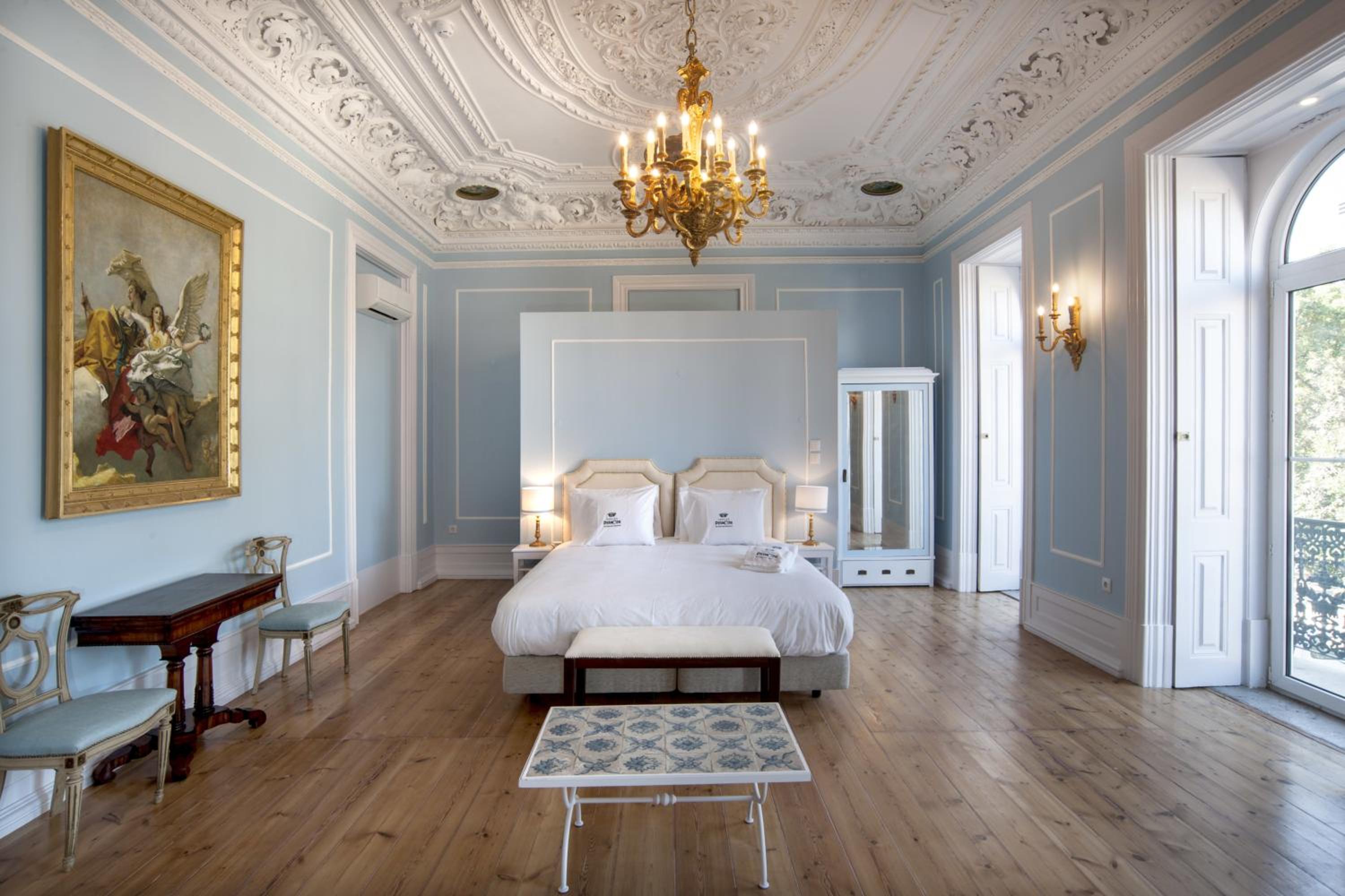 Imperial Suite with Balcony photo 3