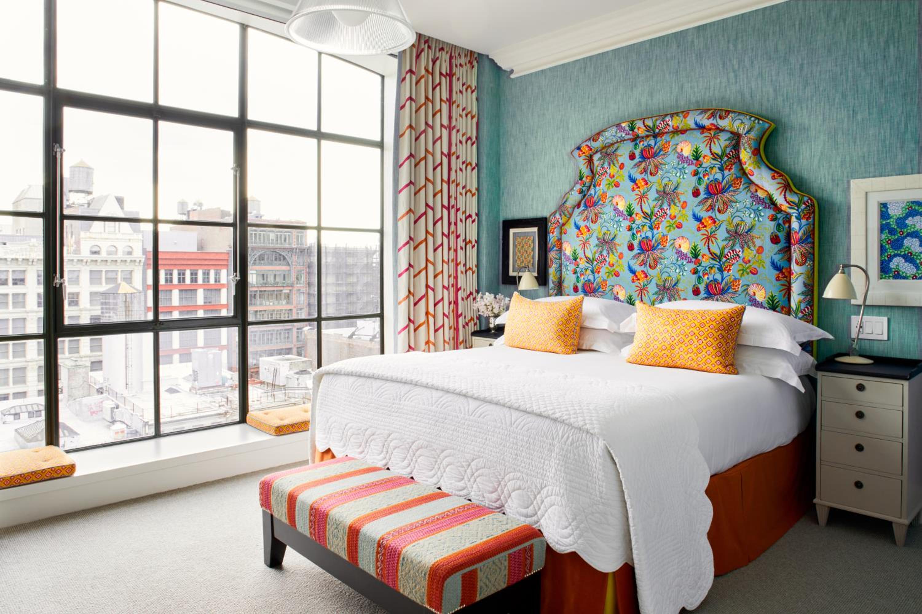 Deluxe King Room - Top Floor photo 3