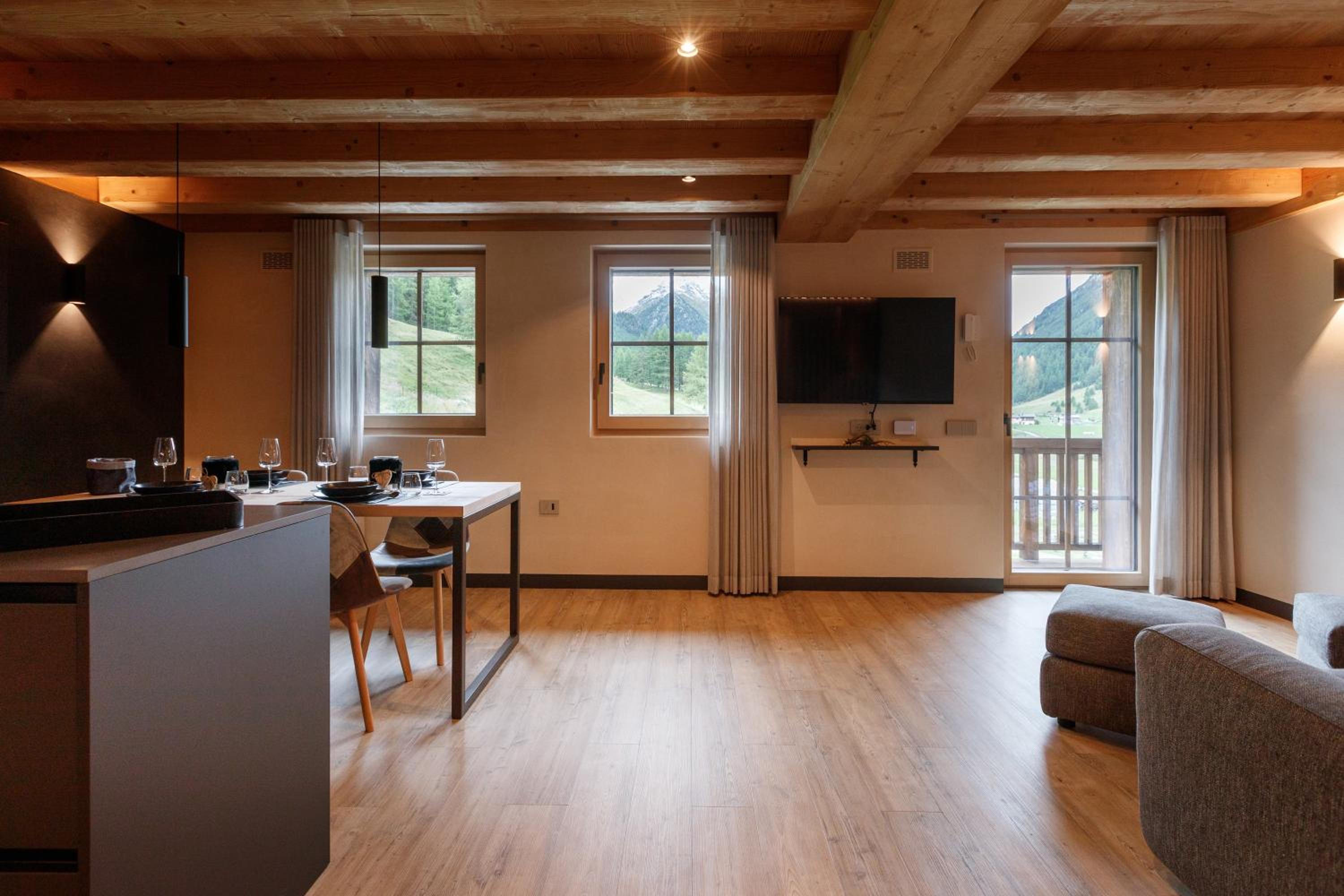 两卧室小屋