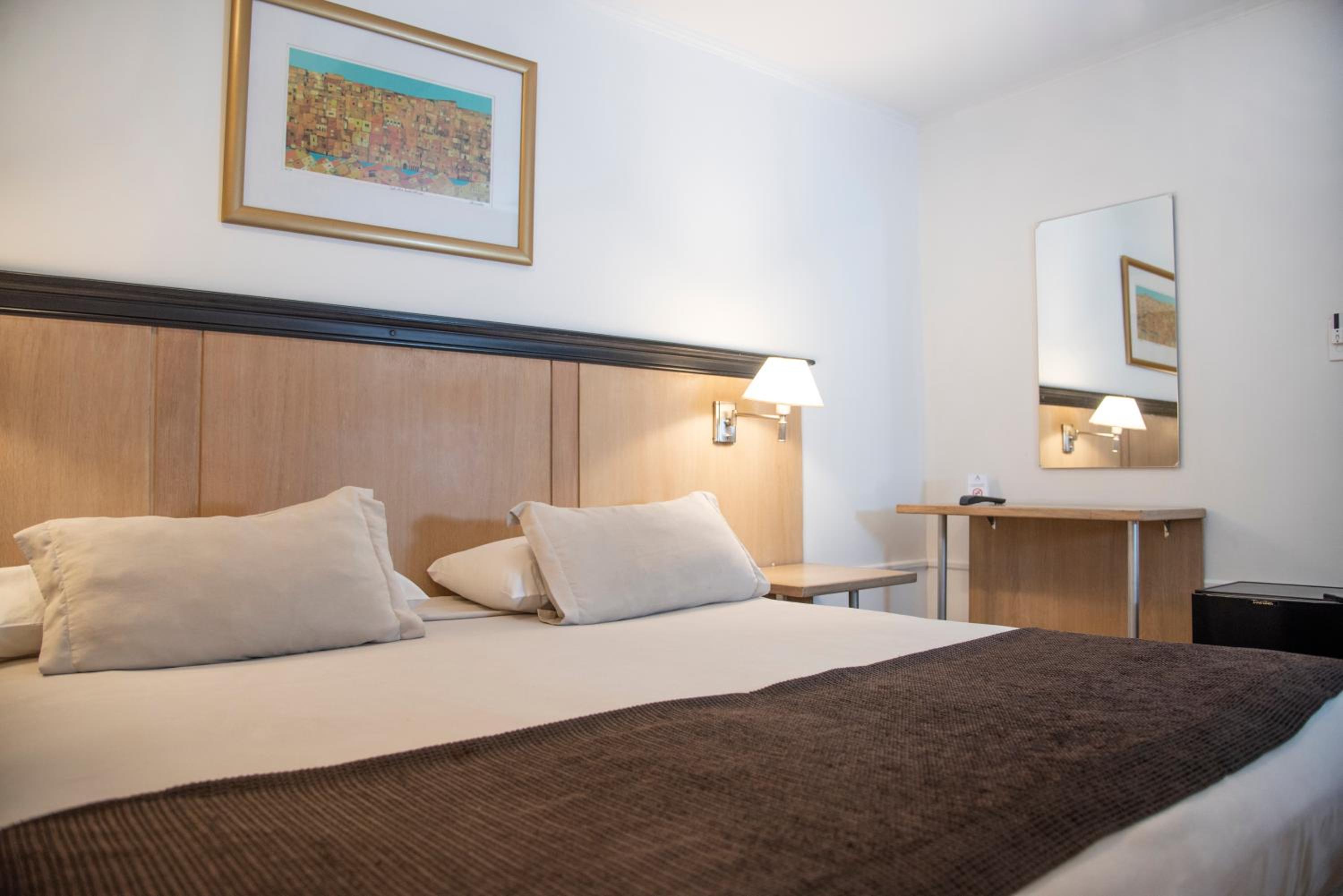 Standard Double or Twin Room photo 1