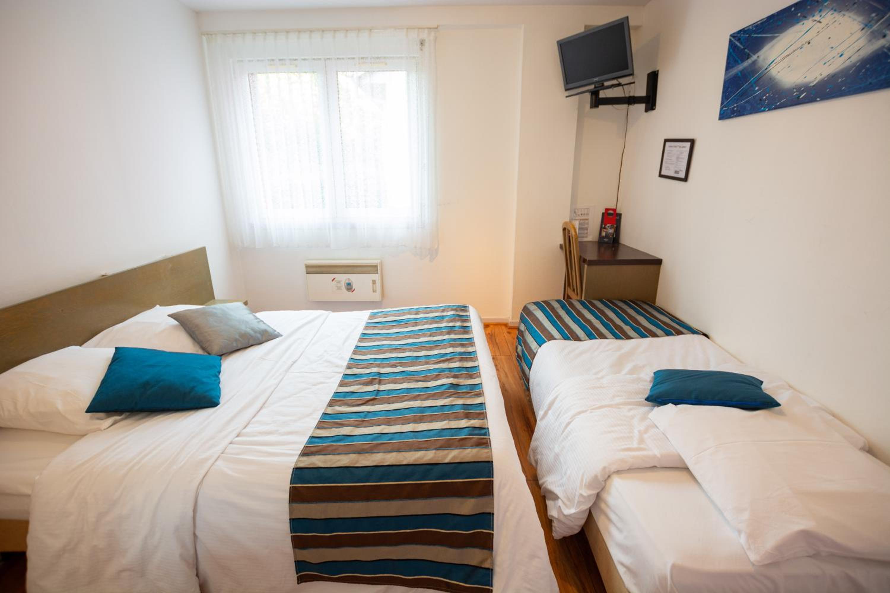 Triple Room photo 2