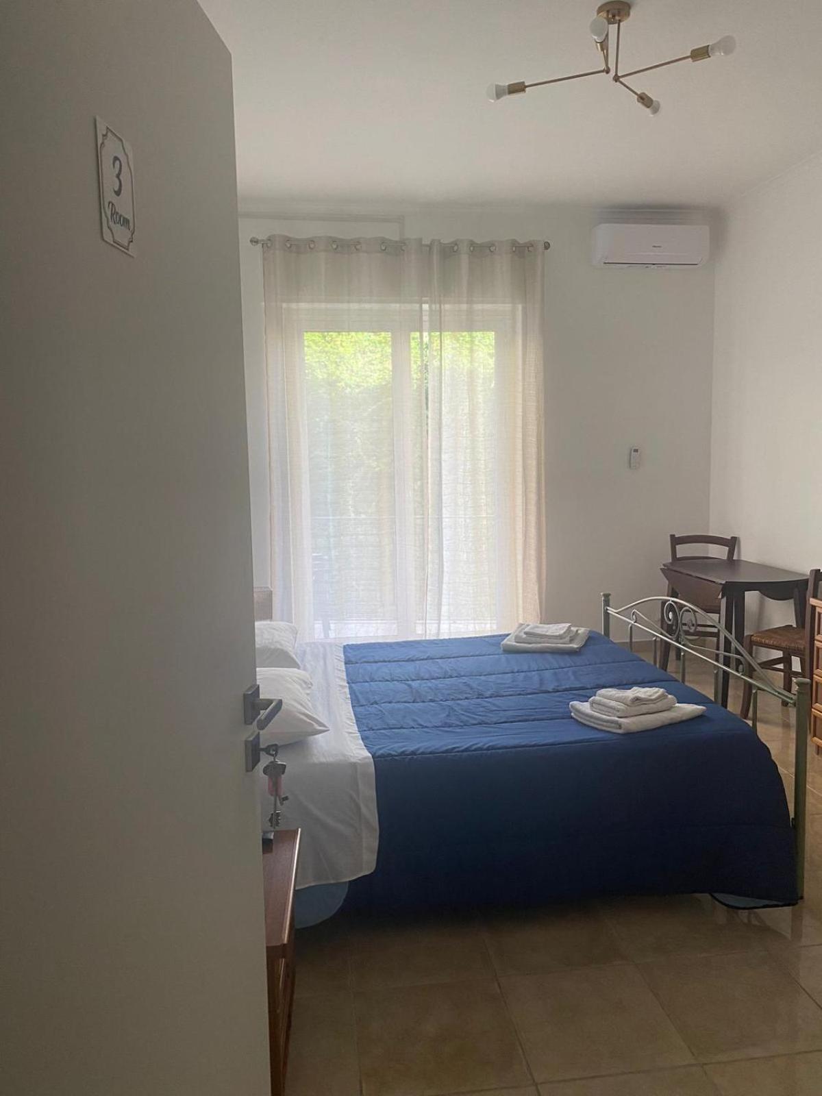 Studio With Balcony