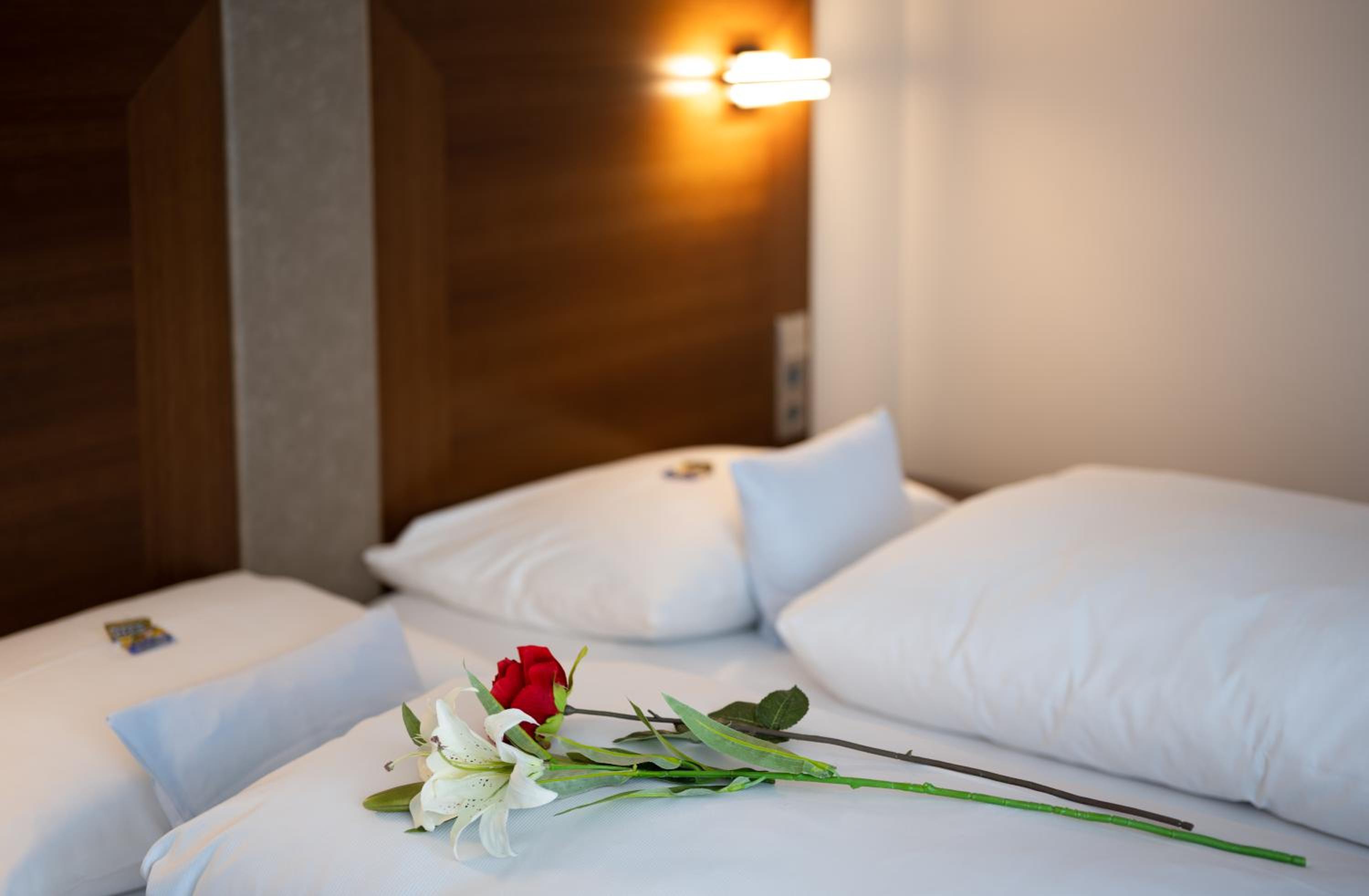 Economy Double  Room - Photo 5