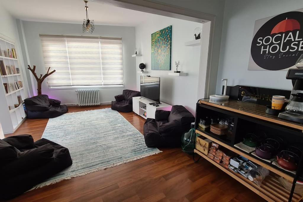 Budget Double Room photo 3