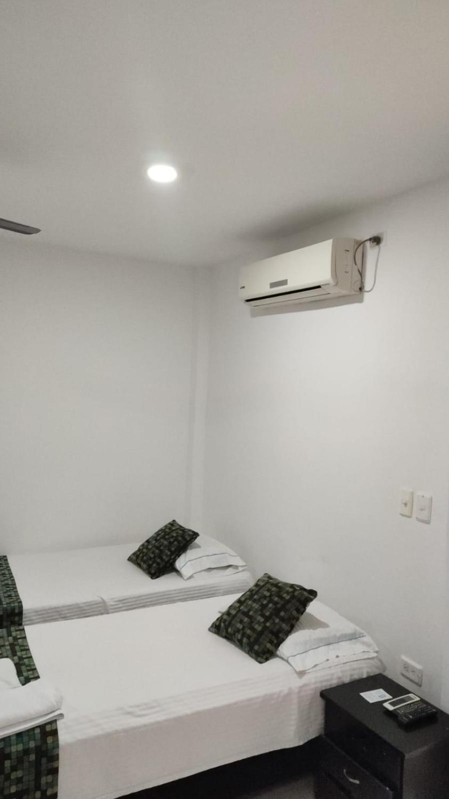 Quadruple Room with Private Bathroom photo 3