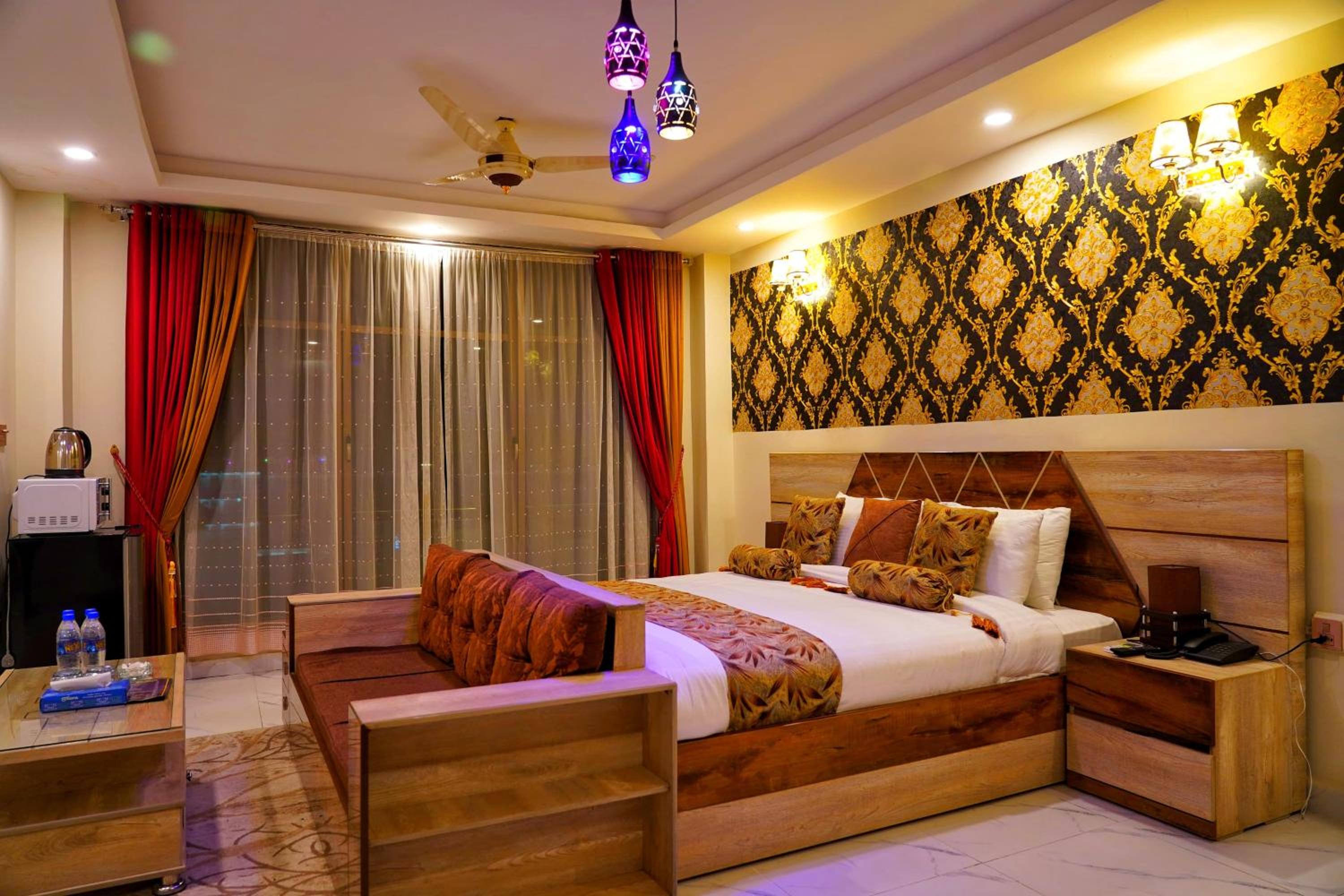 Presidential Suite photo 1