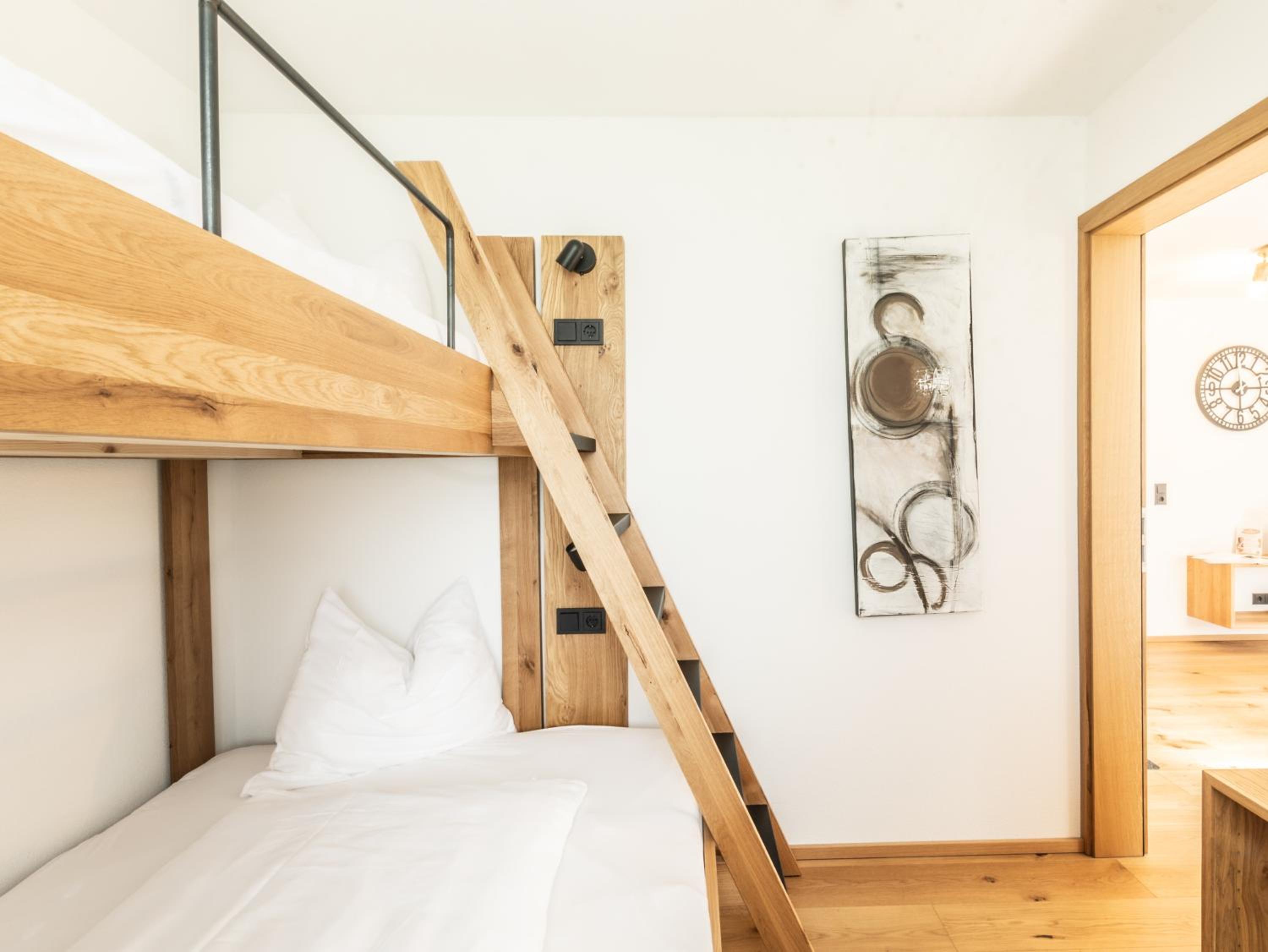 Two-Bedroom Apartment with Garden View photo 3