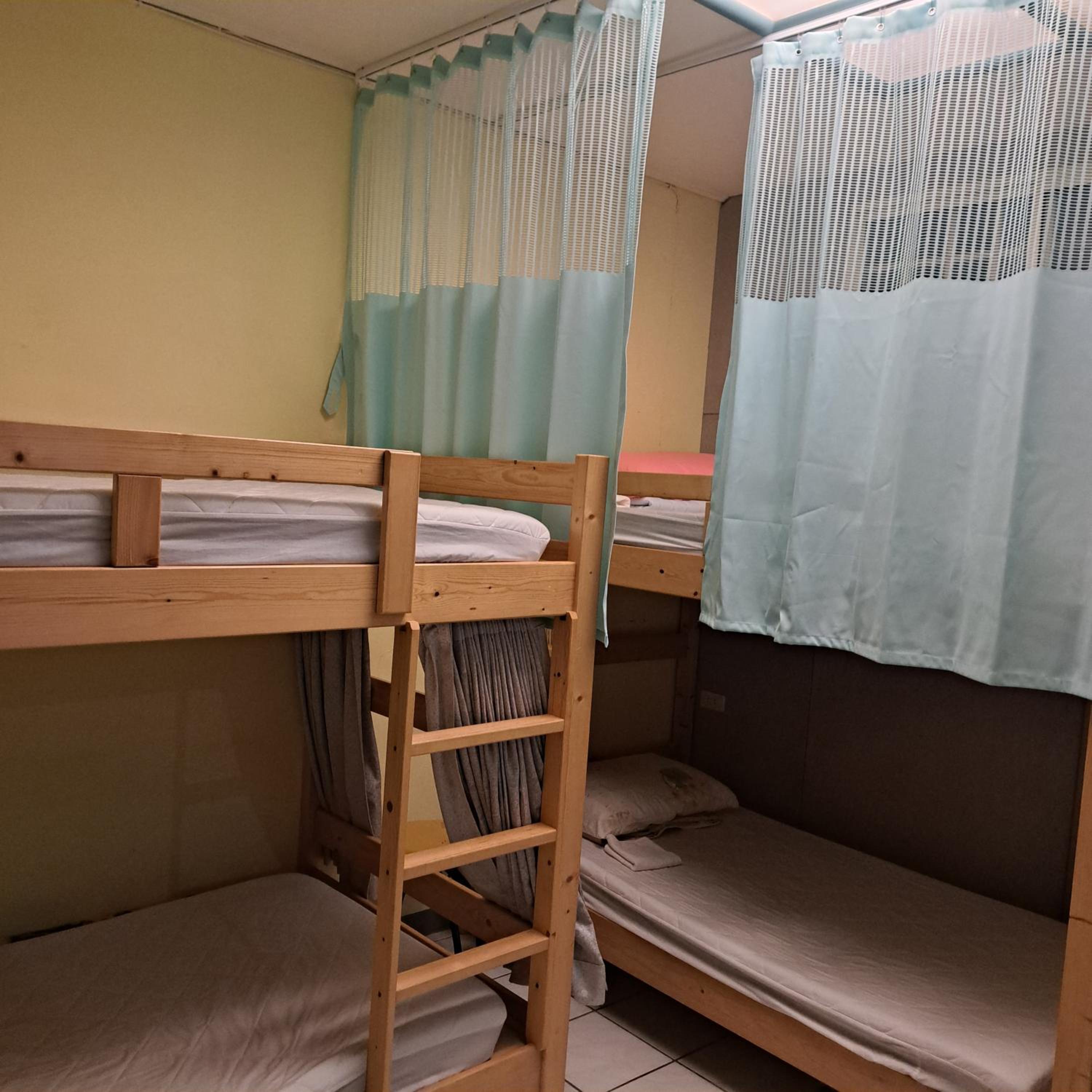 Single Bed in Dormitory Room photo 3