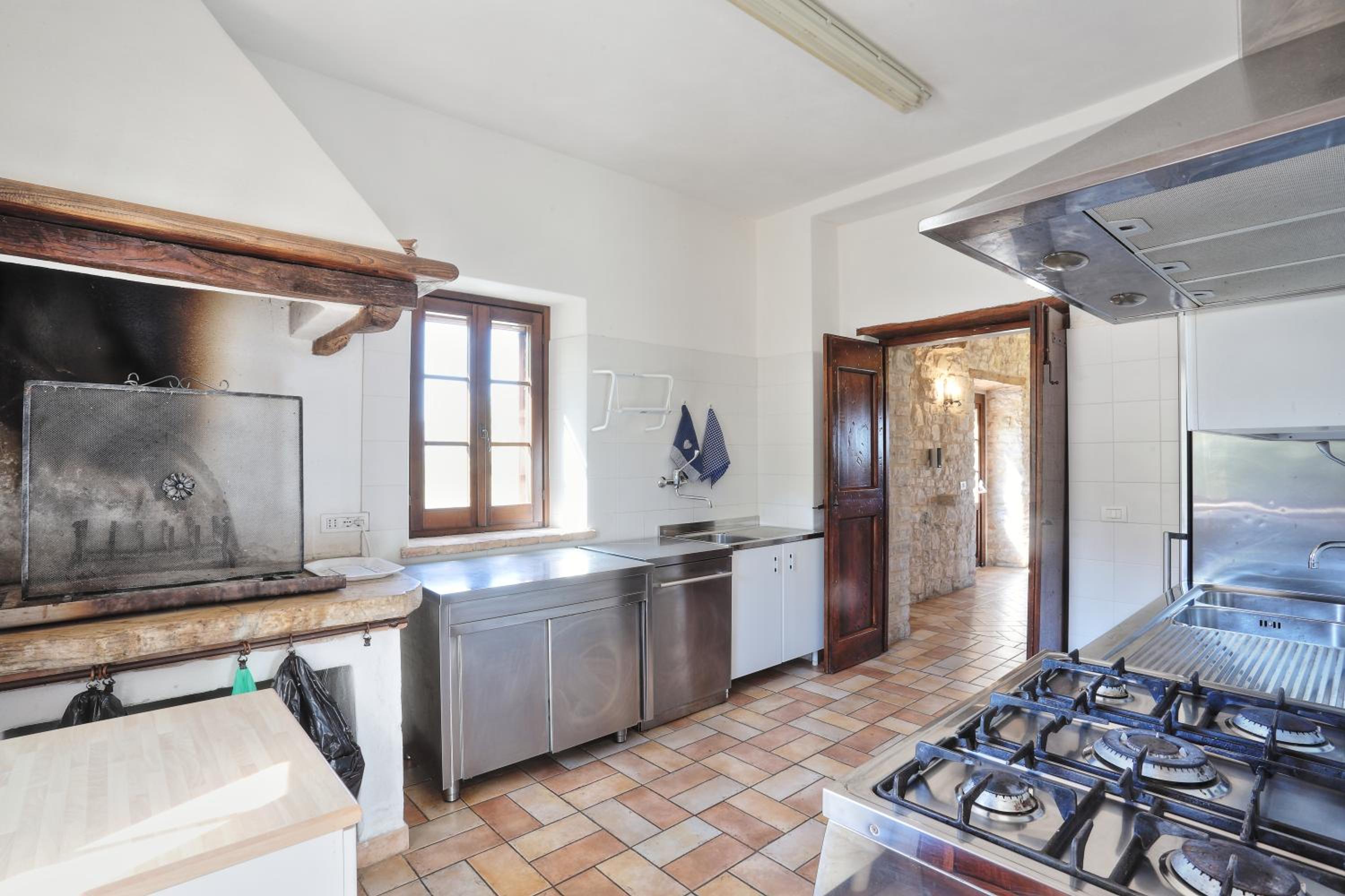 Villa photo 3