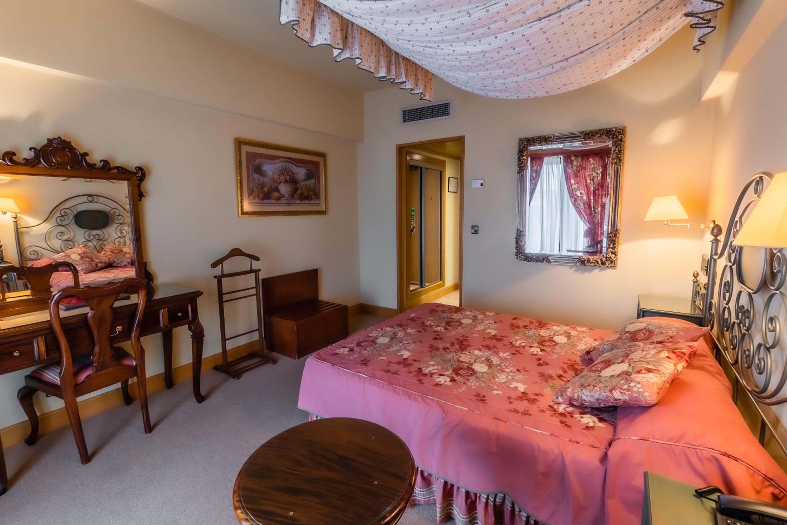Superior Double Room - Photo 6