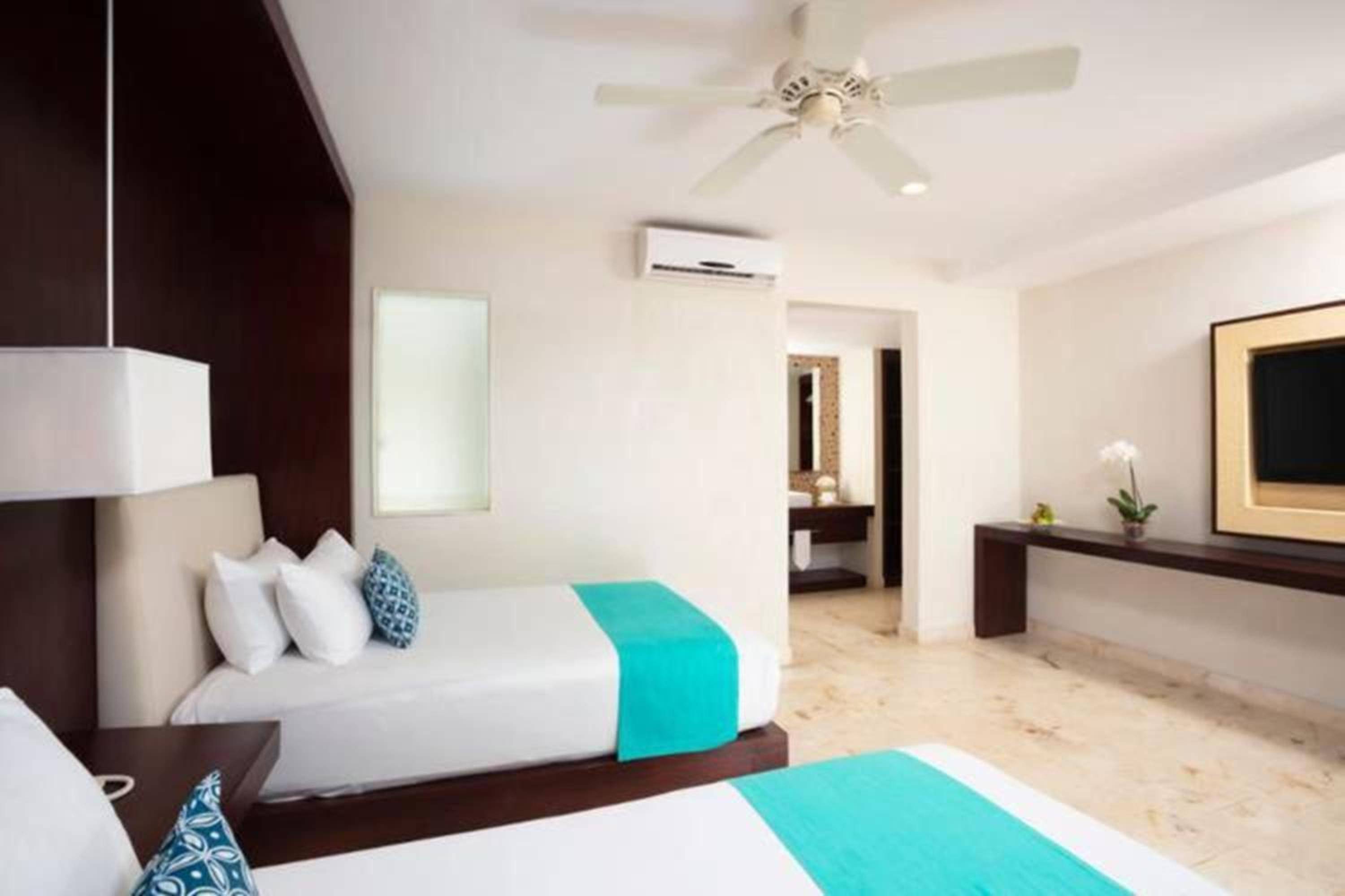 Double Room - Photo 6