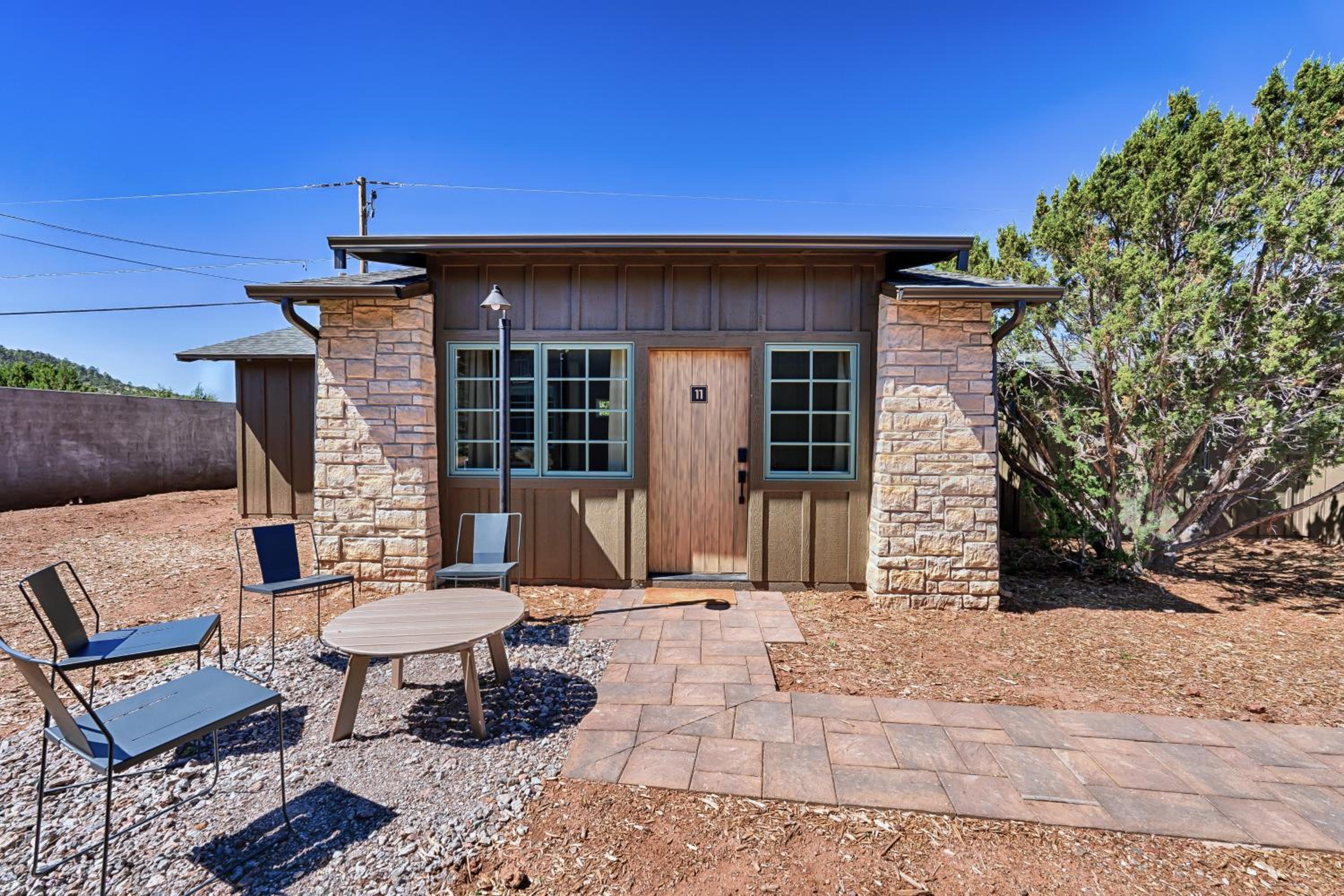 Two-Bedroom House - Photo 15