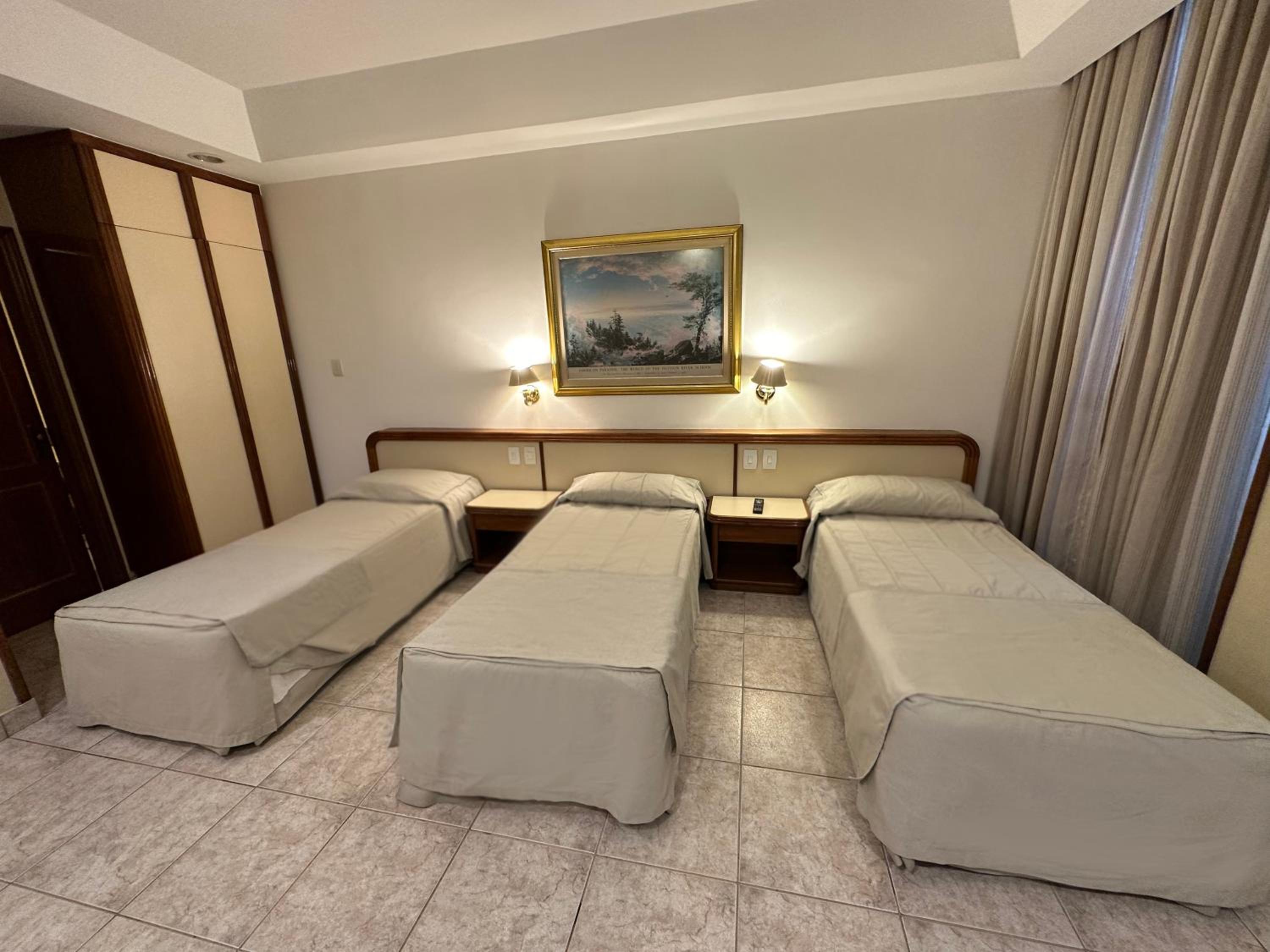 Triple Suite with 03 Single Beds photo 3