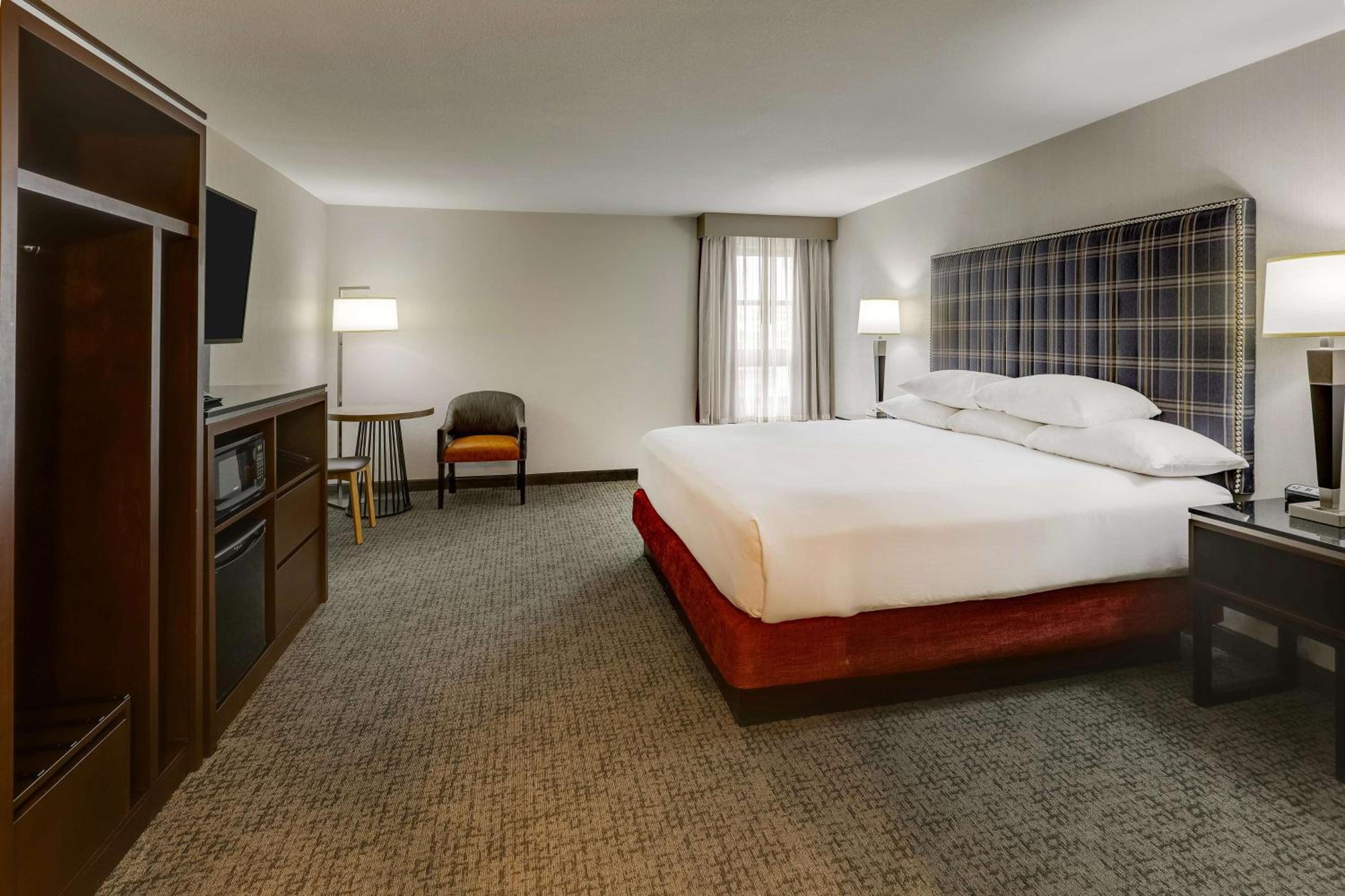 Deluxe King Room - Oversize - Photo 1