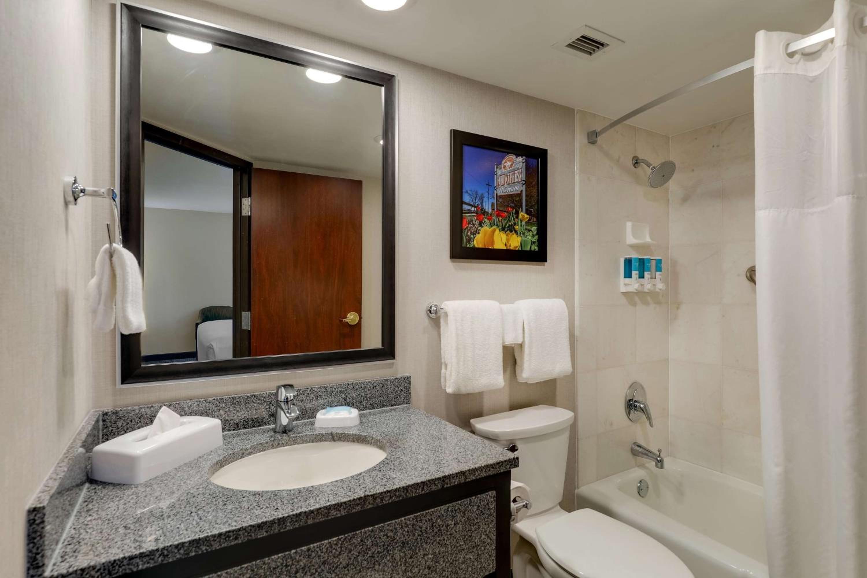 Superior Suite with Two Queen Beds - Photo 2