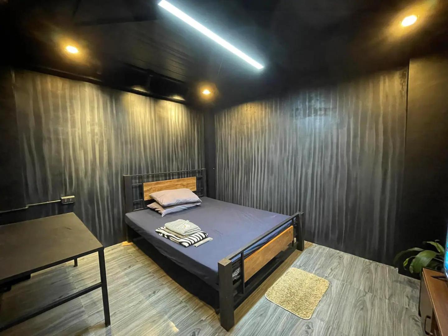 Deluxe Queen Room photo 3