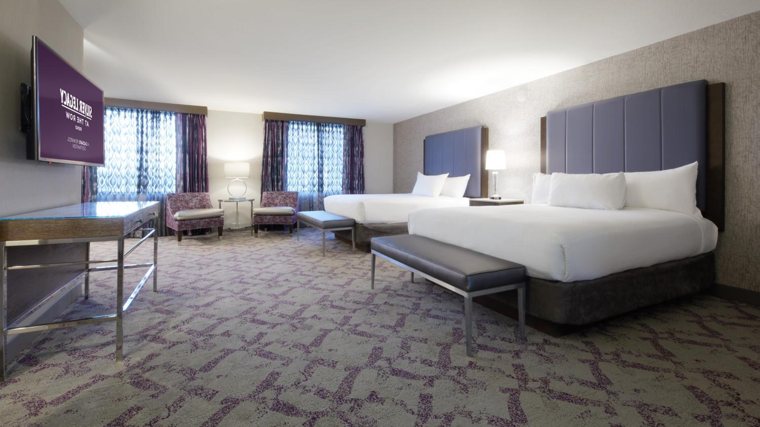 Junior Suite 2 Queen Non-Smoking - Photo 2
