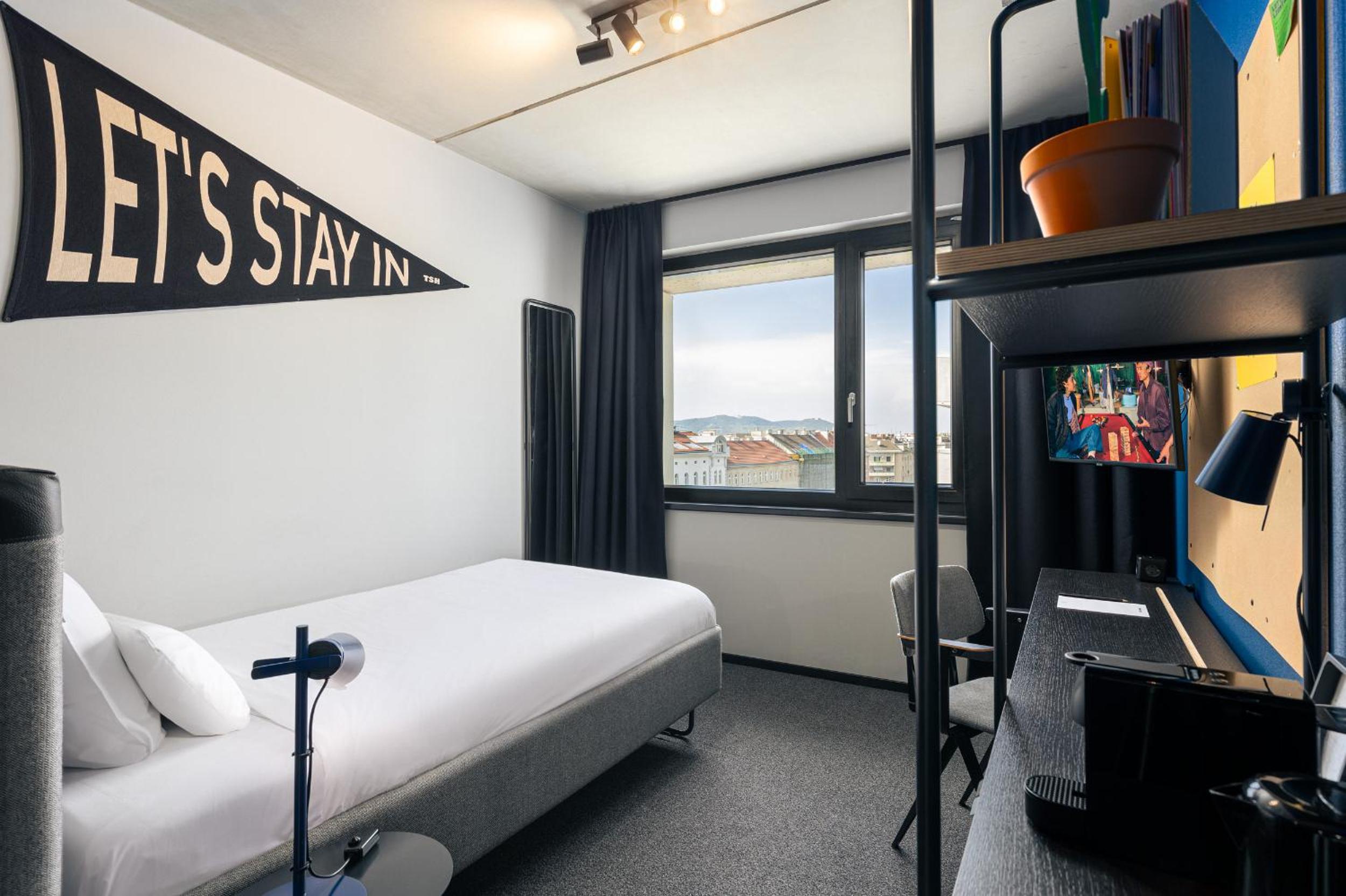 Standard Single Room