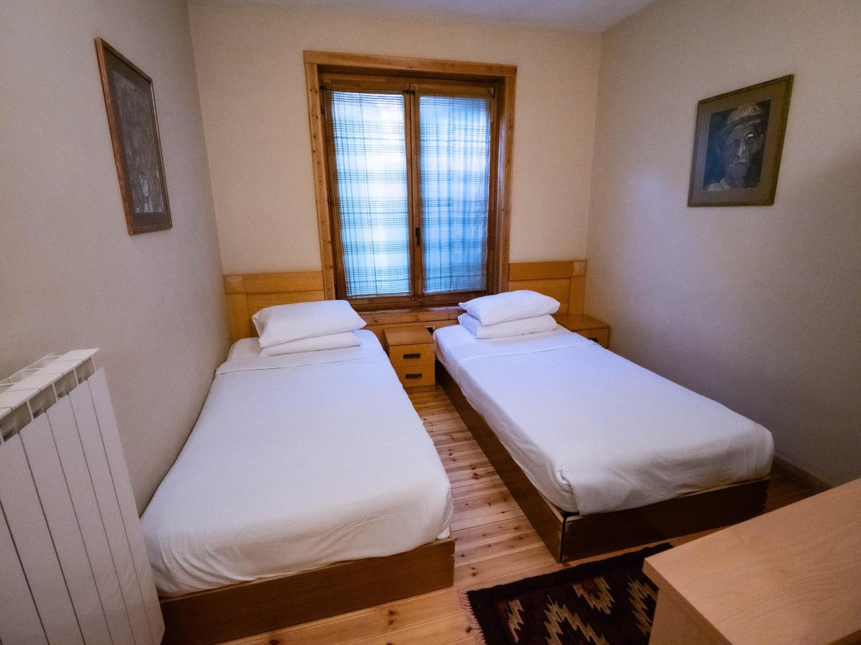 Standard Twin Room photo 2