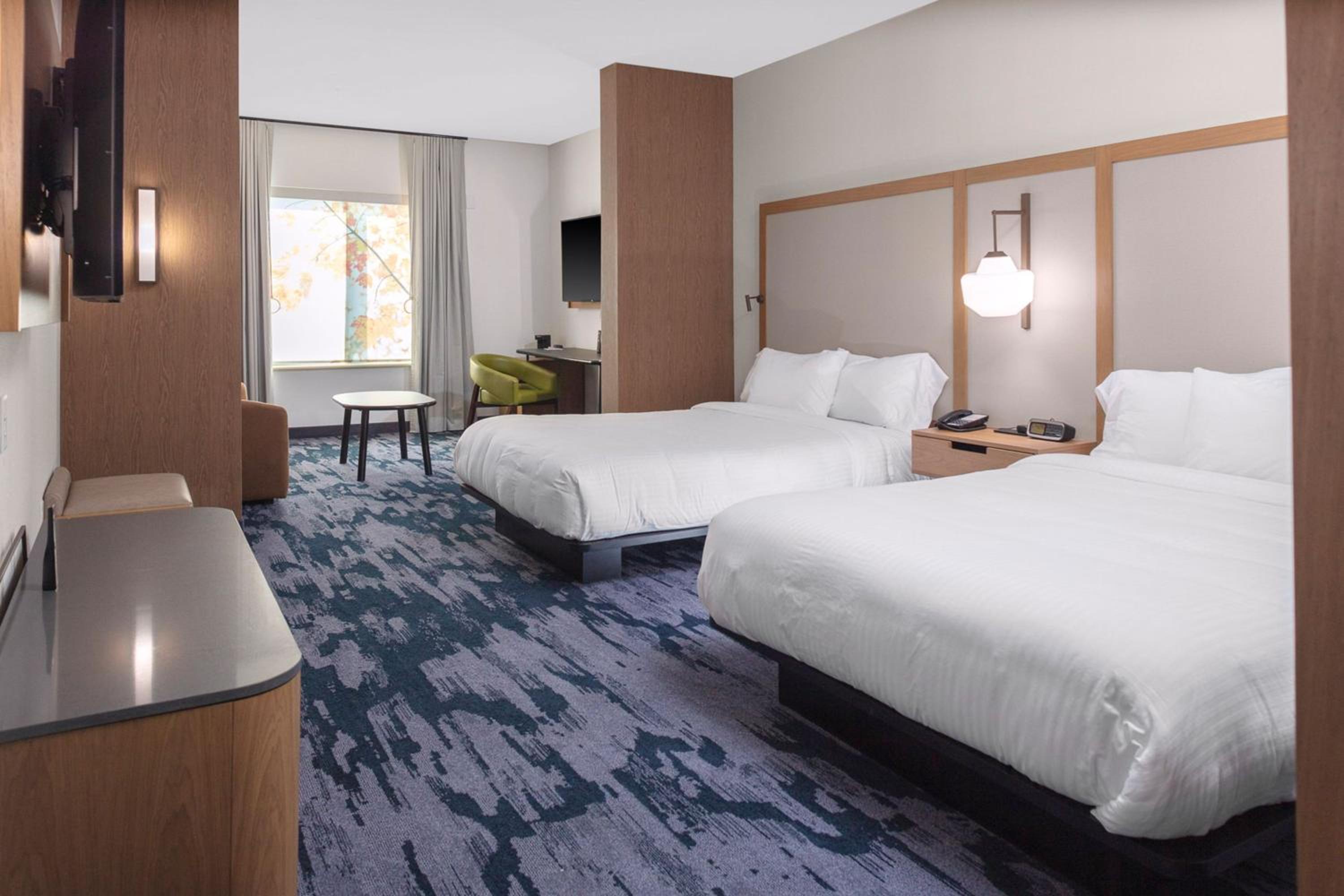Executive Queen Room with Two Queen Beds and Sofa Bed