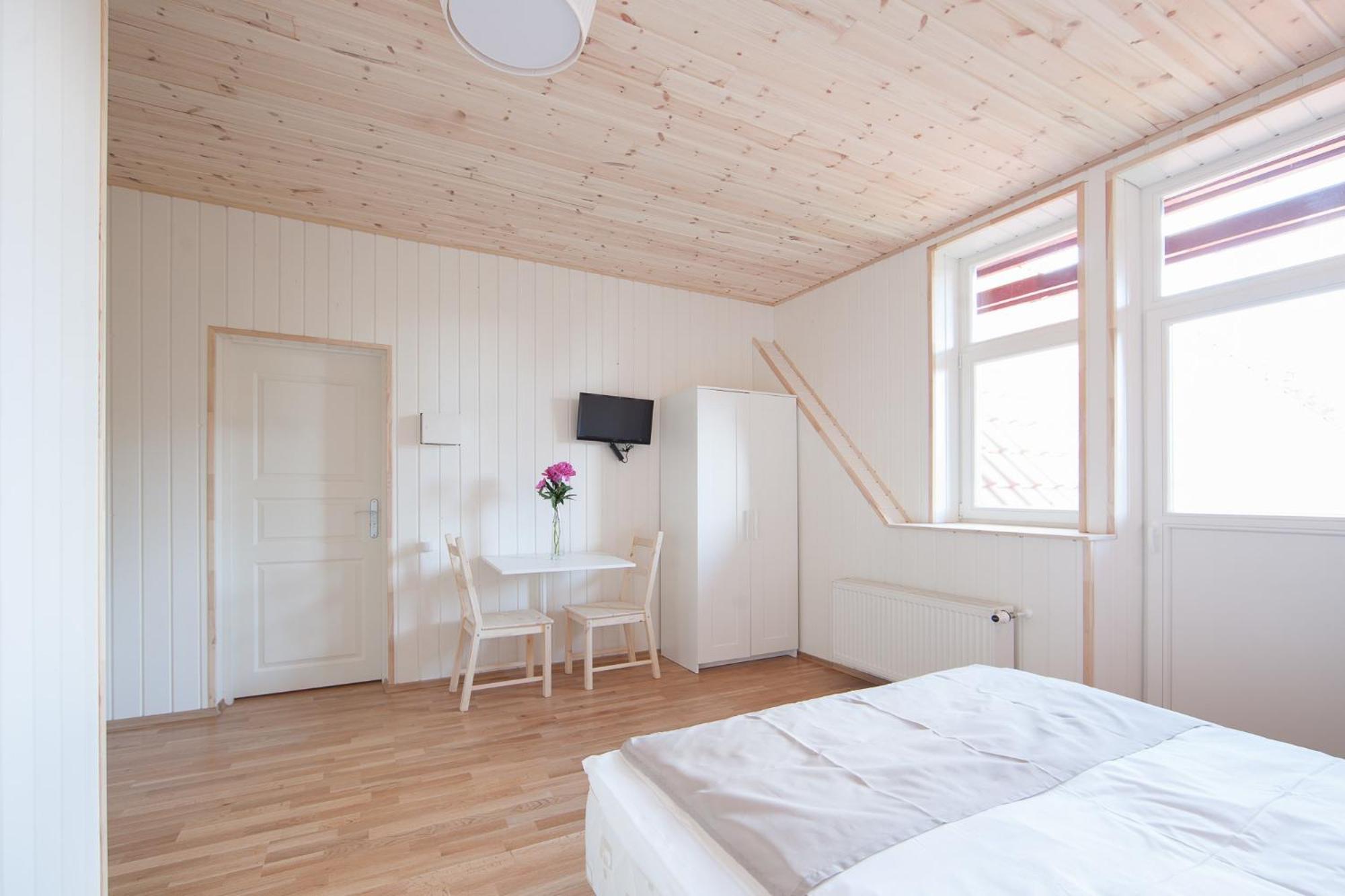 Double or Twin Room with Balcony photo 2
