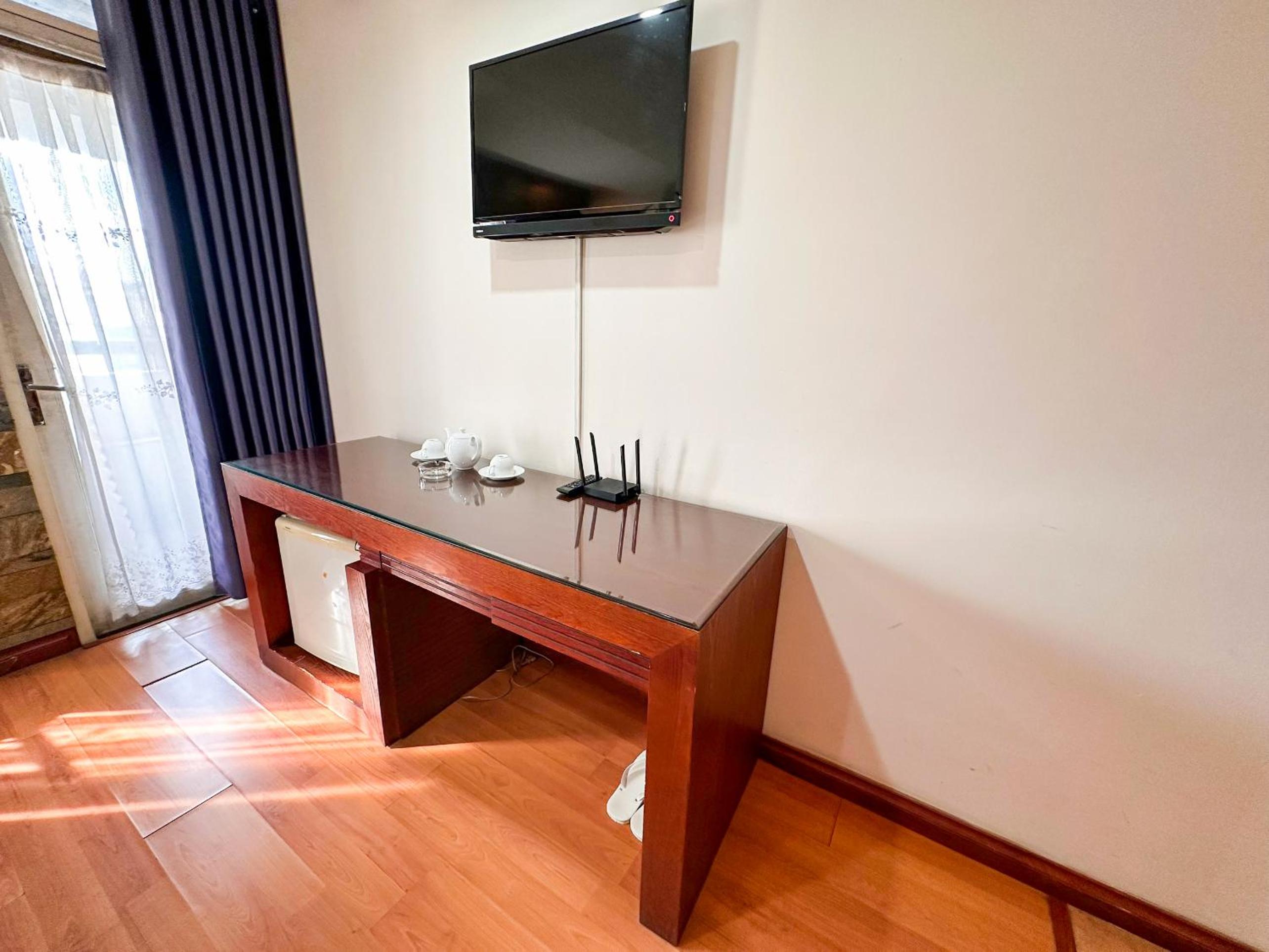King Room with Balcony