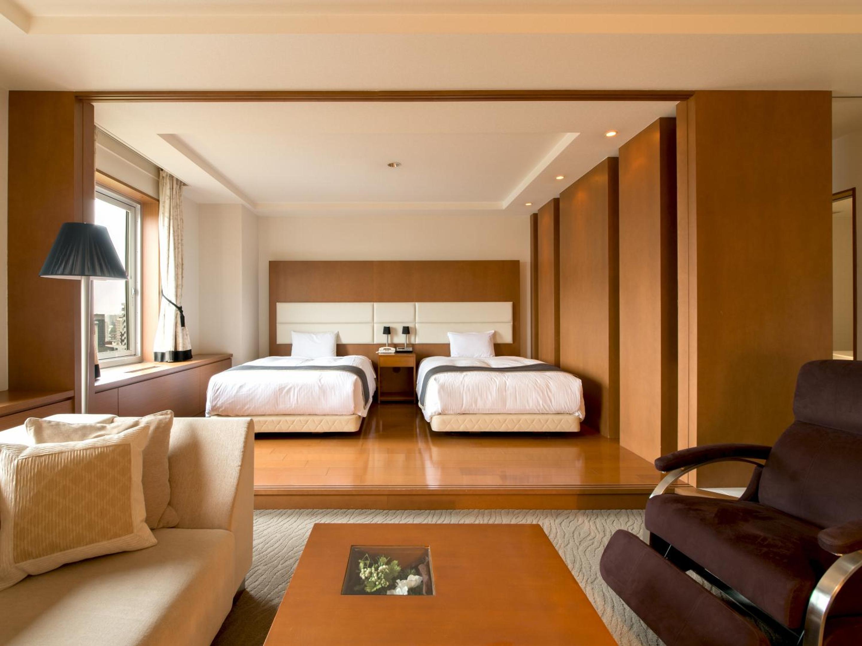Executive Floor Junior Suite with Park View - Non-Smoking photo 3