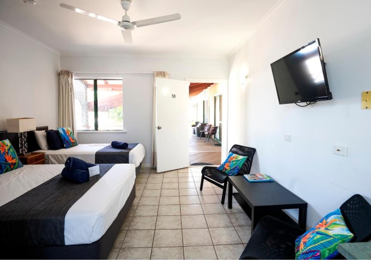 Standard Twin Room photo 2
