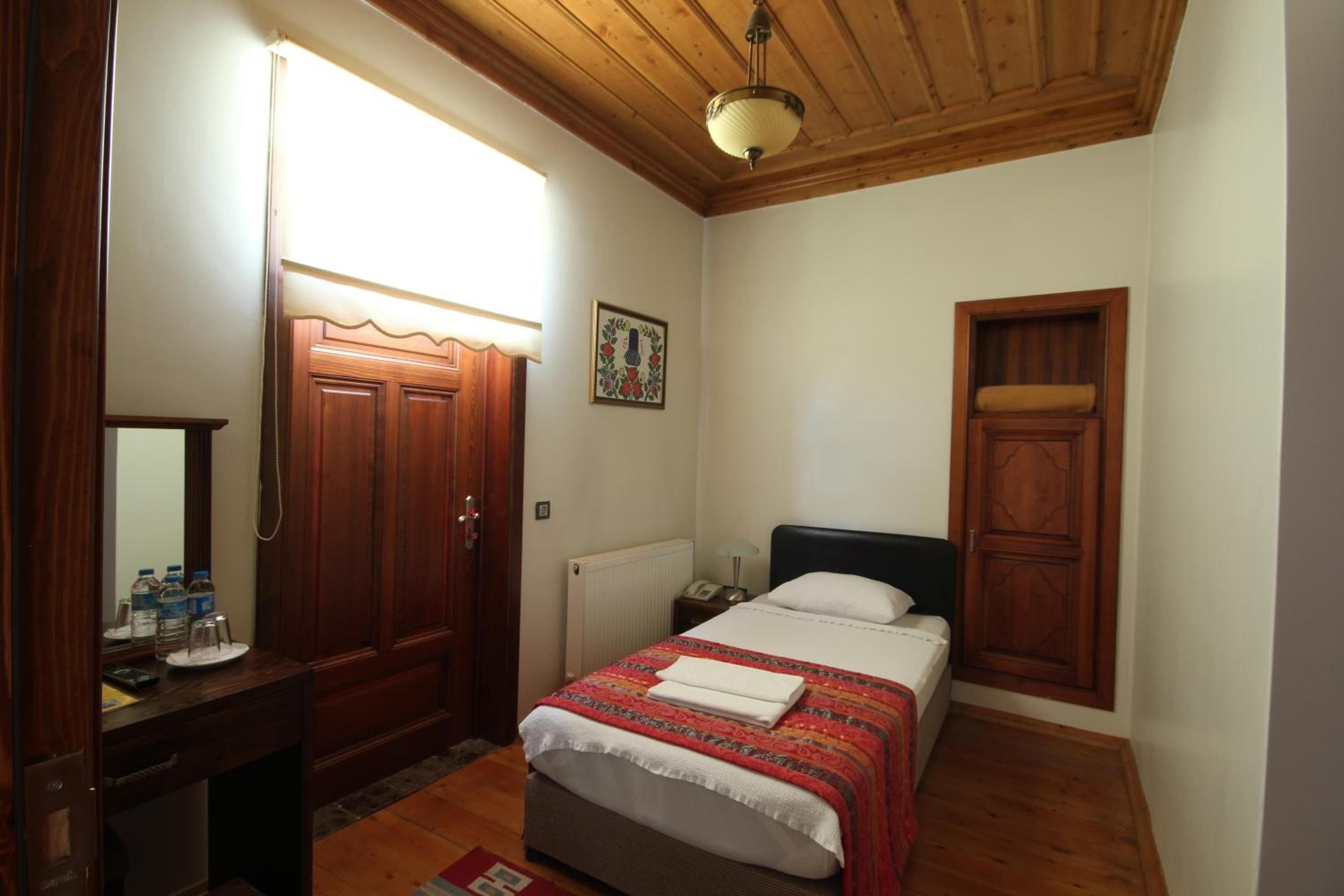 Triple Room photo 2