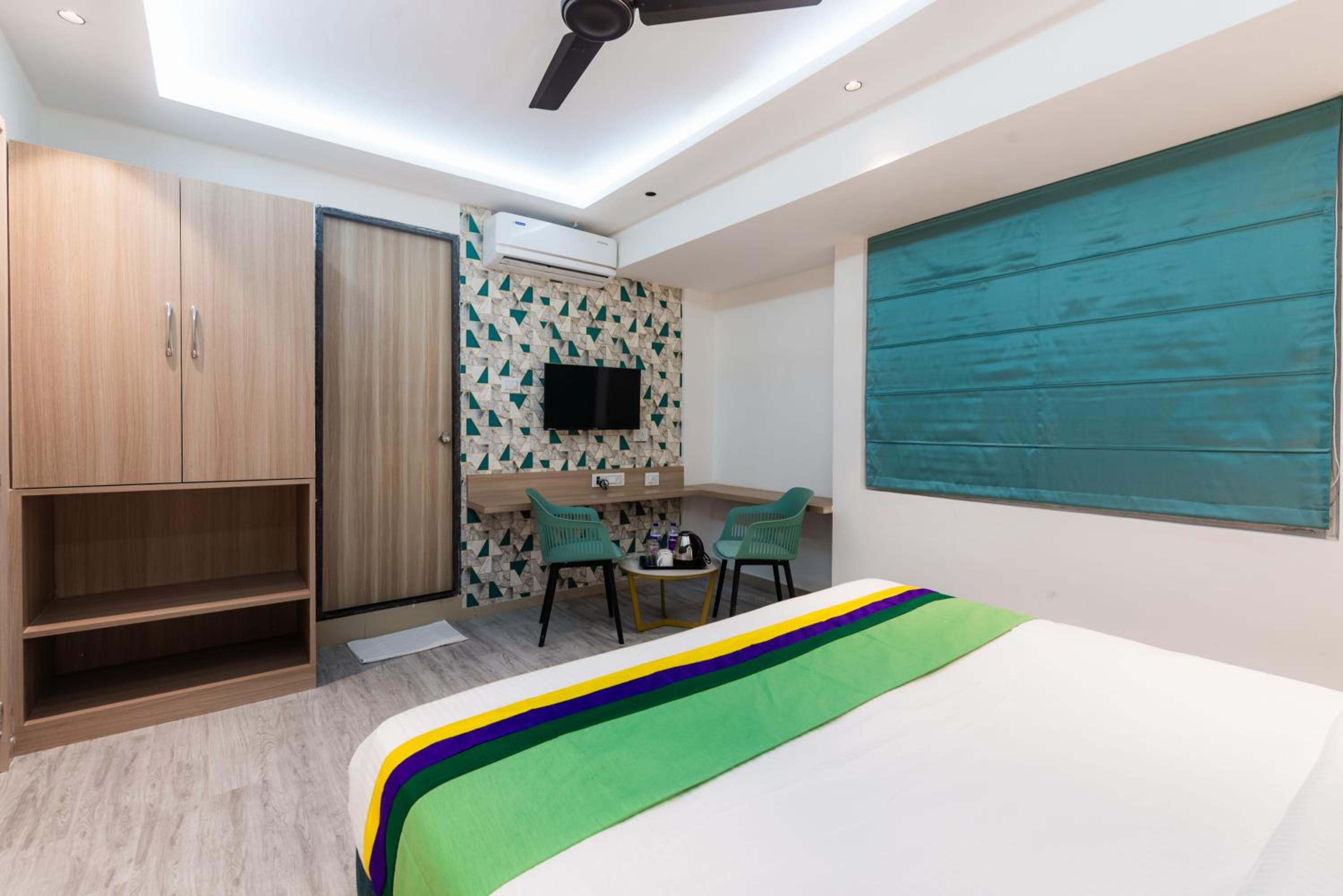 Standard Double Room - Photo 4
