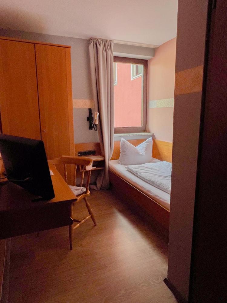 Single Room with Private Bathroom