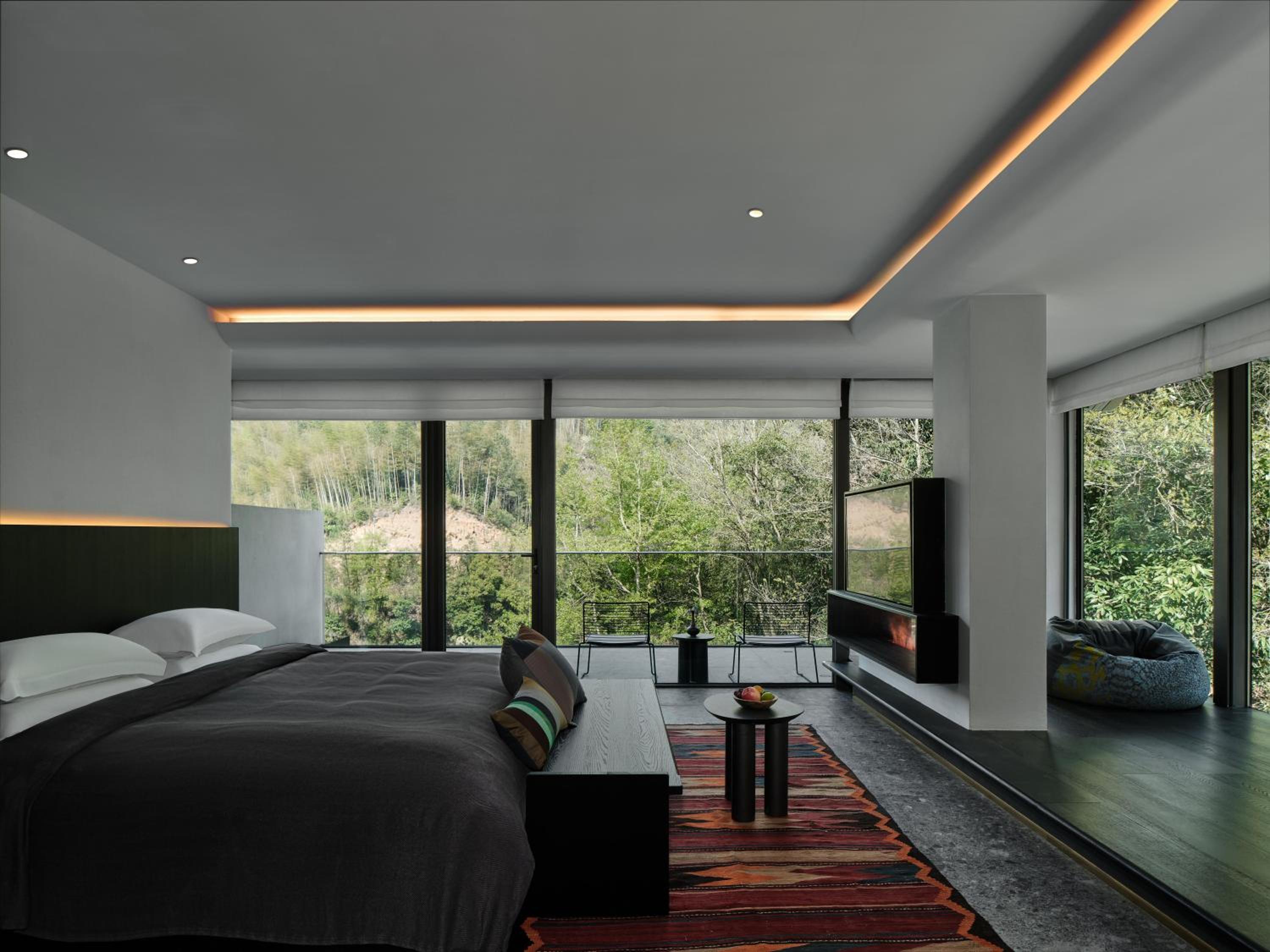 Duplex Suite with Mountain View