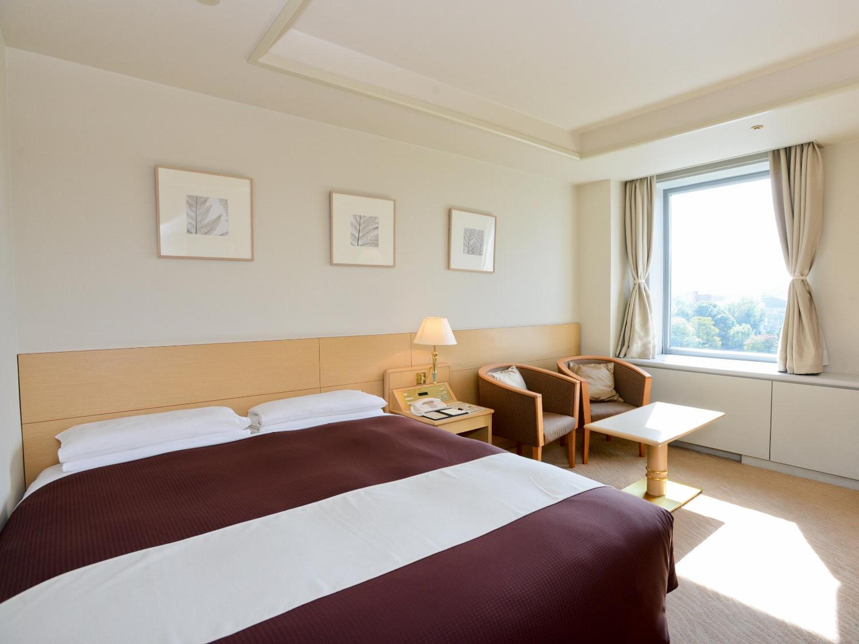 Superior Queen Room - Non-Smoking - Photo 6