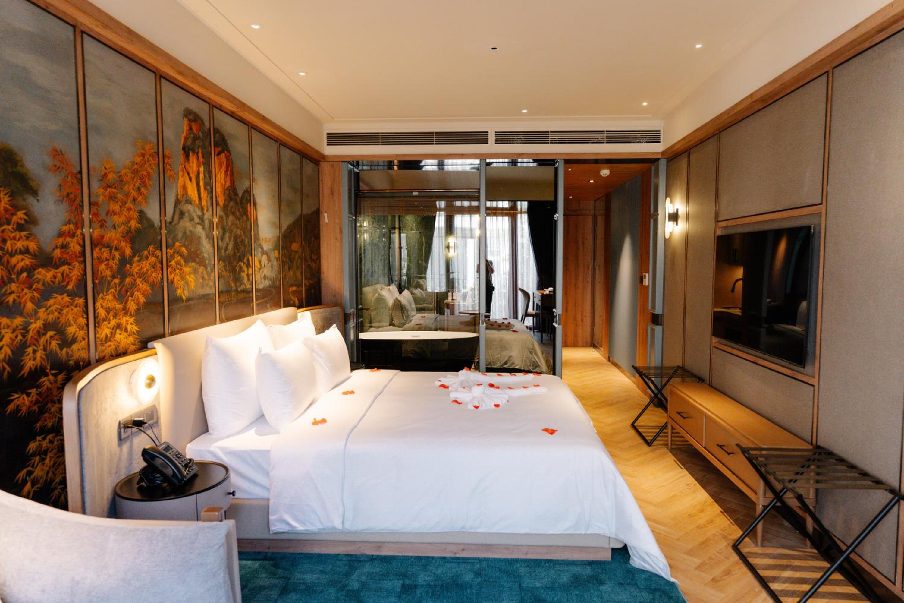 Suite with City View photo 1
